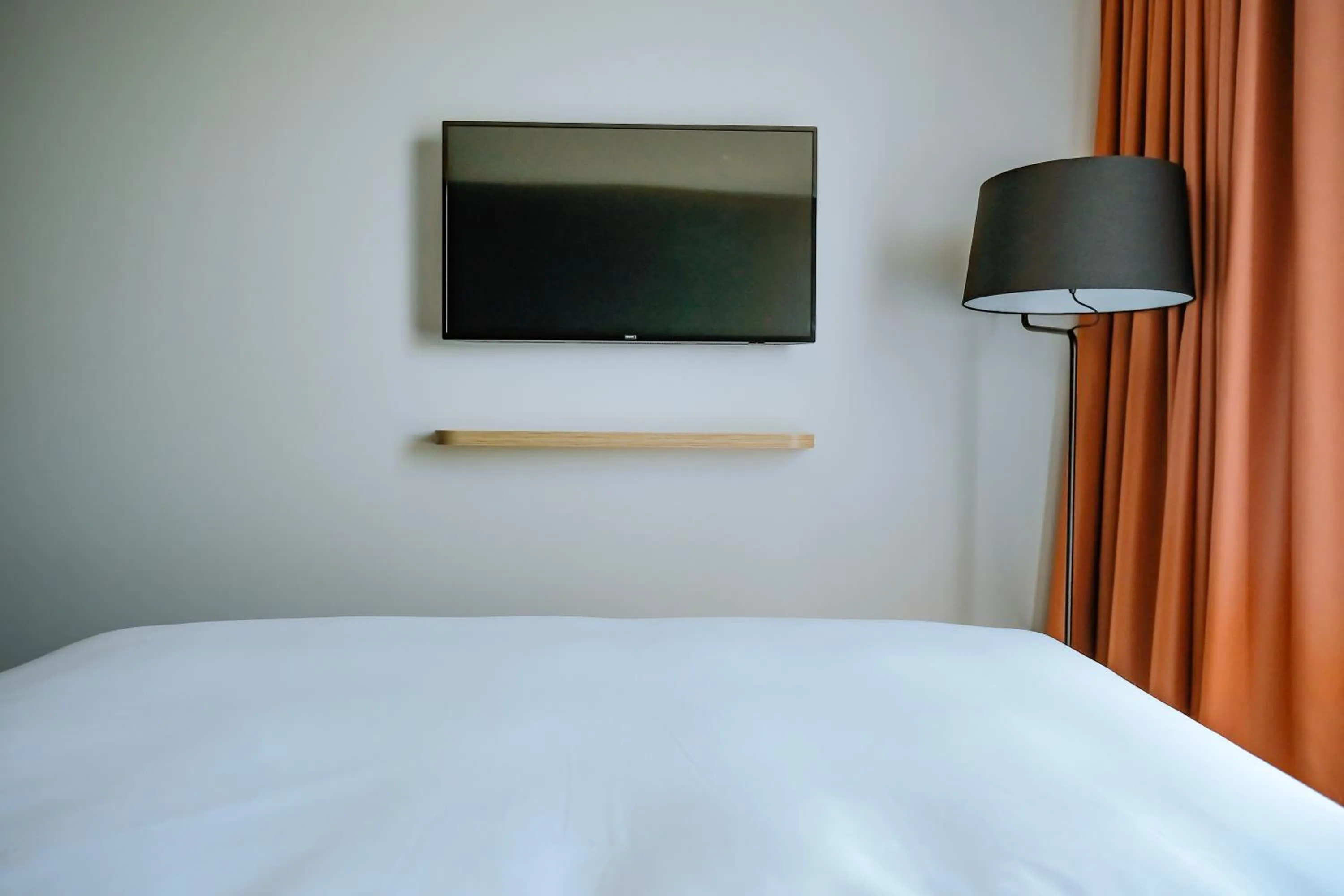 TV and multimedia, Bed in ibis Styles Bordeaux Lac Bruges