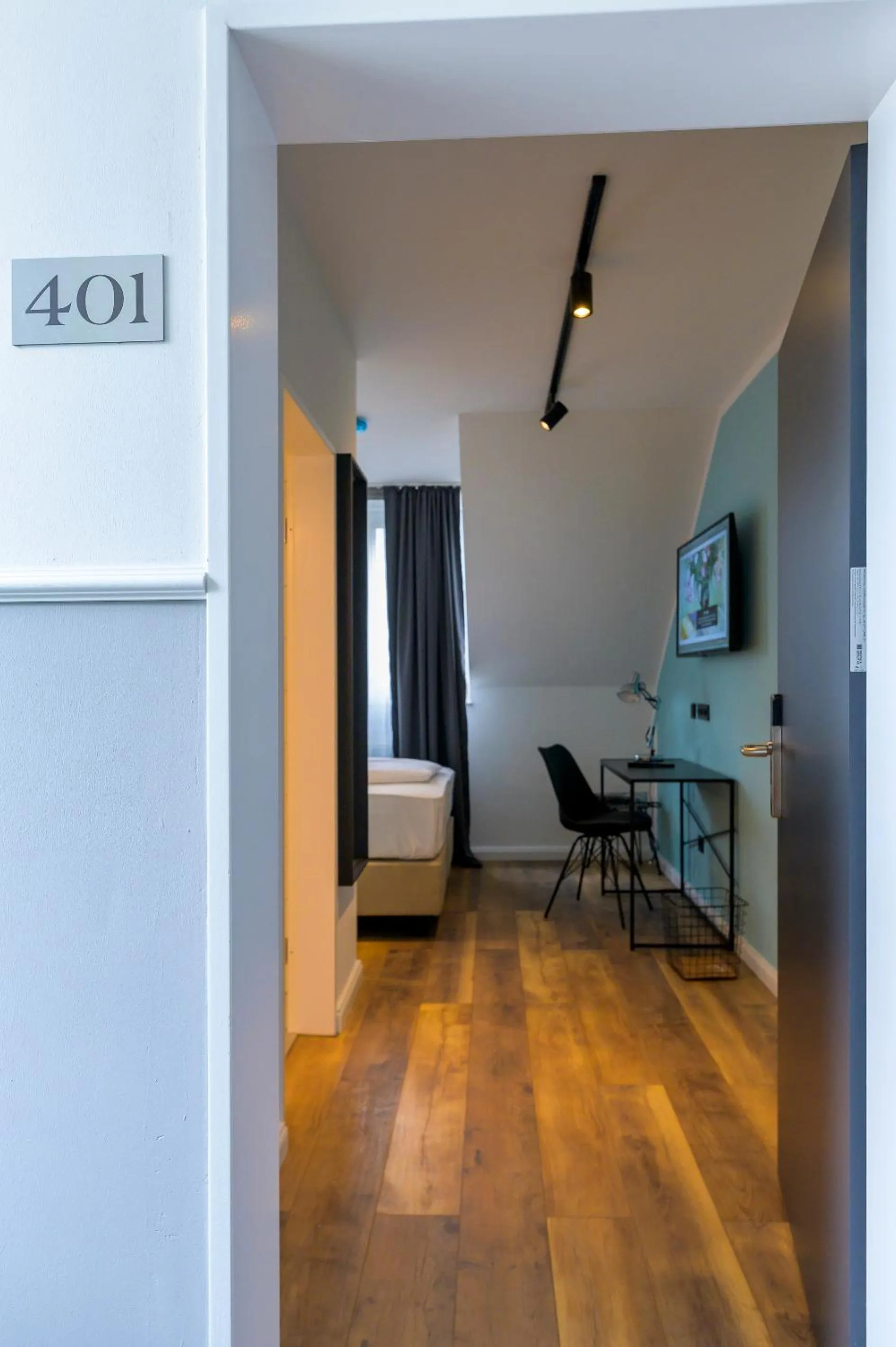 Photo of the whole room in Nikii City Hotel