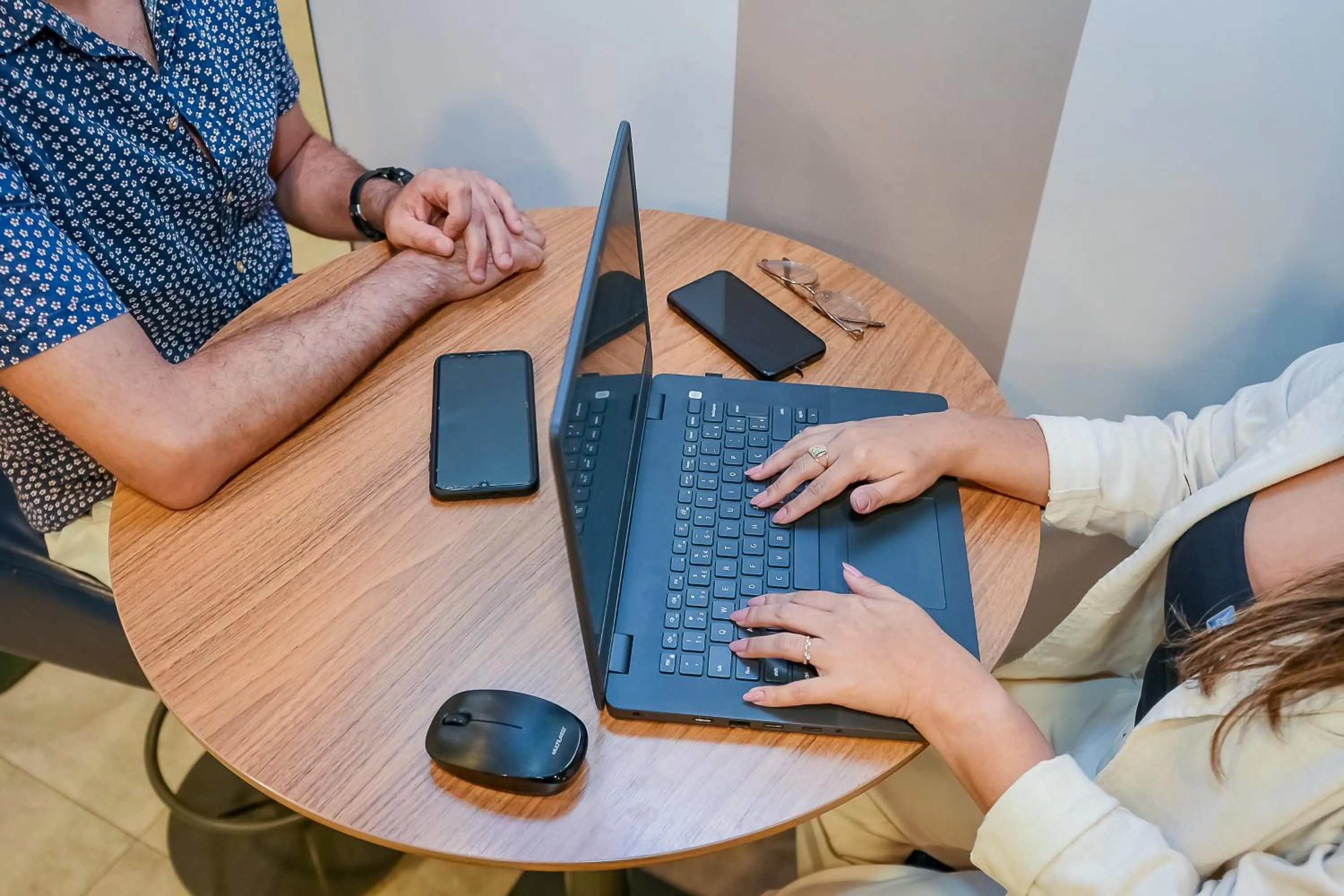 People in ibis budget Santos Gonzaga