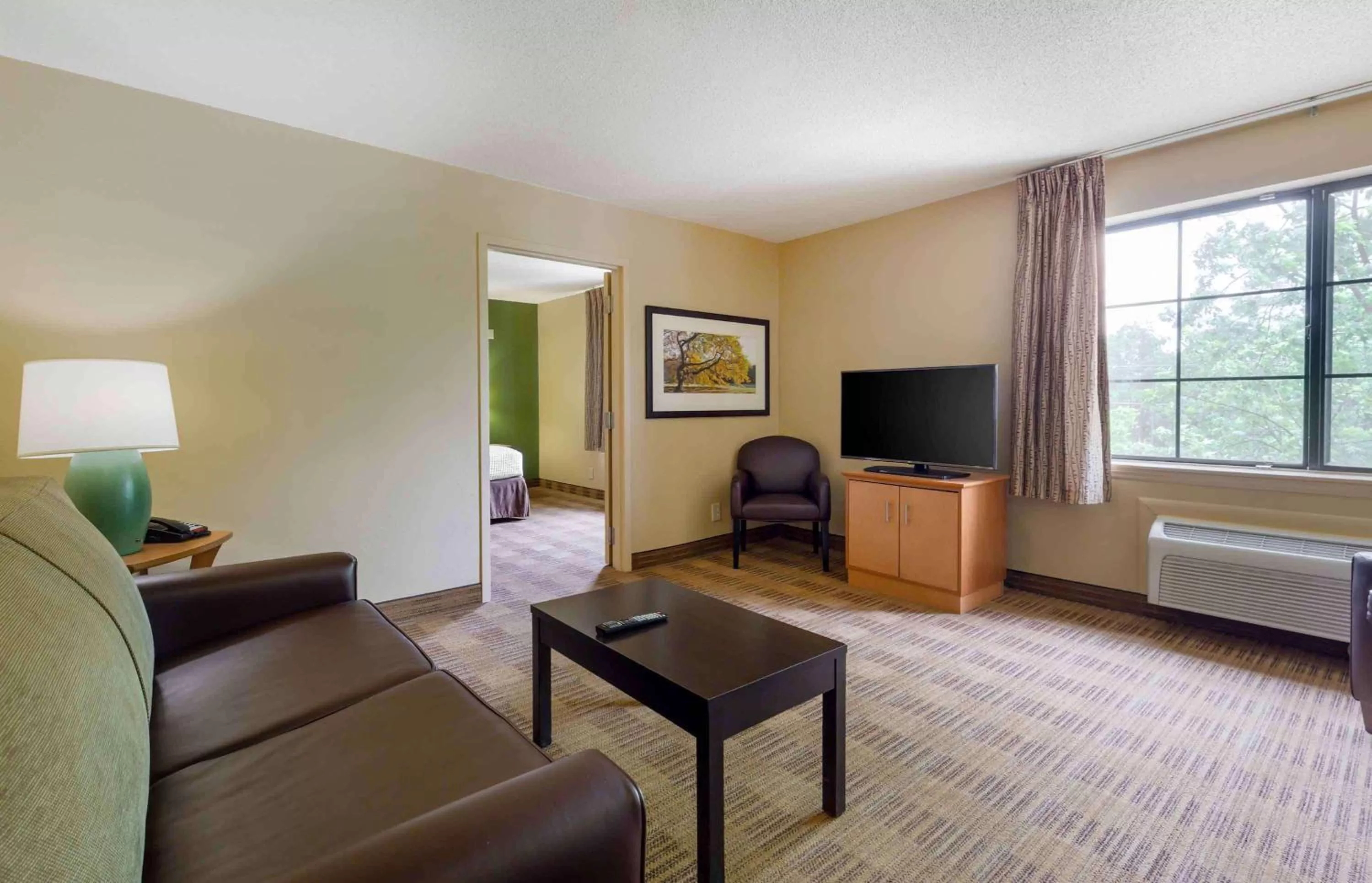 Bedroom, Bed in Extended Stay America Select Suites Tampa Airport Memorial Hwy