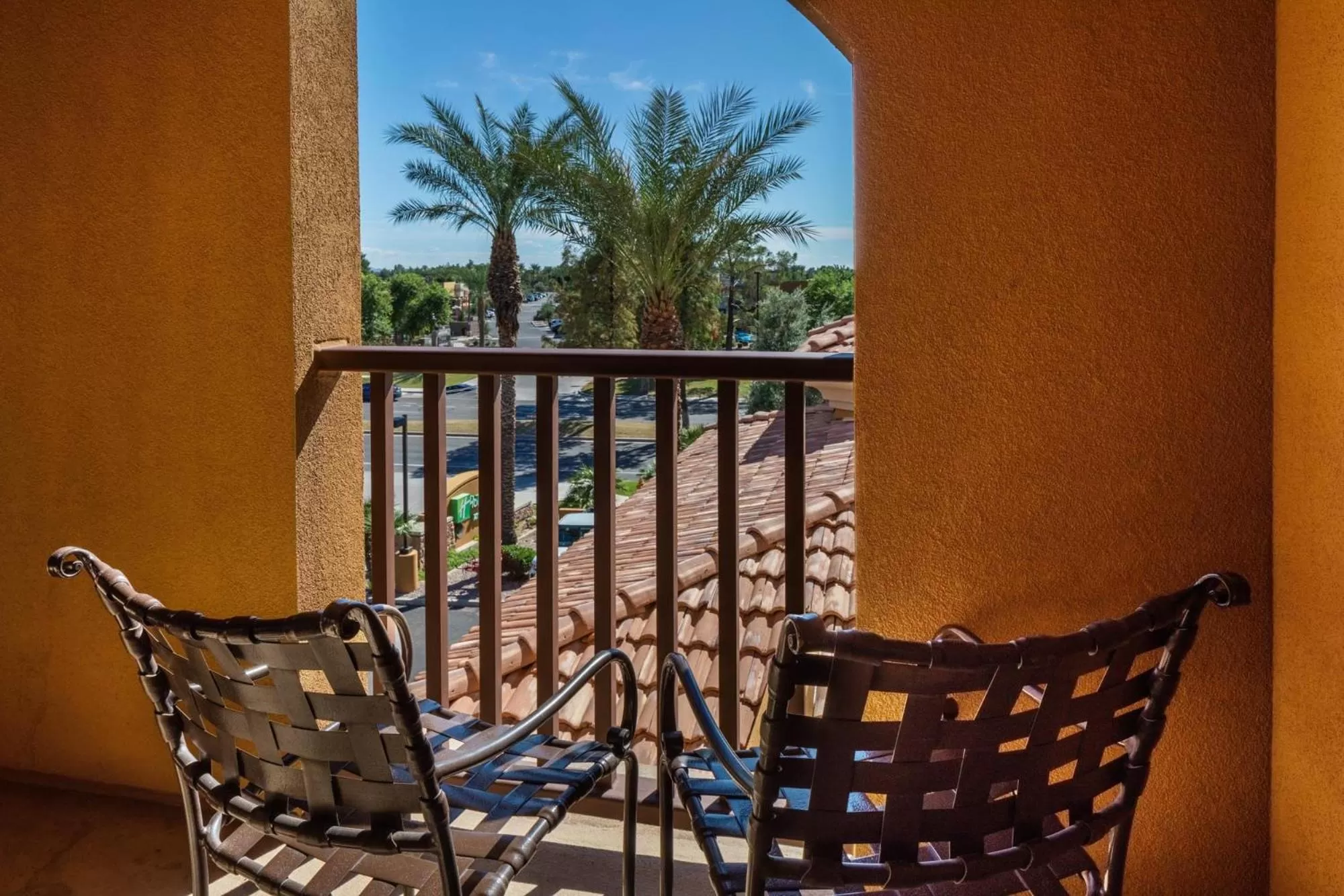 Balcony/Terrace in Holiday Inn Phoenix/Chandler by IHG
