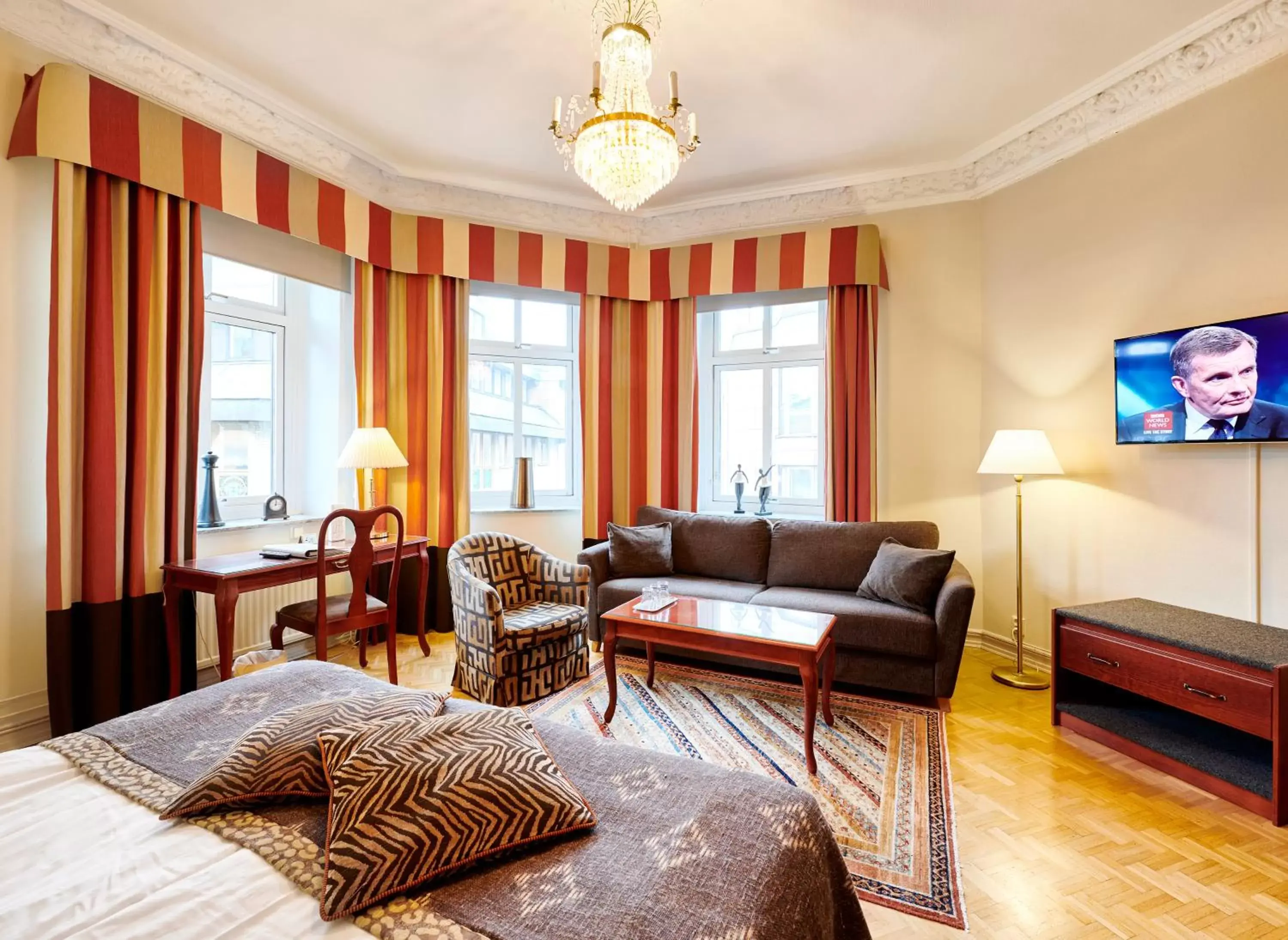 Superior Double or Twin Room in Hotel Royal Superior Double or Twin Room in Hotel Royal