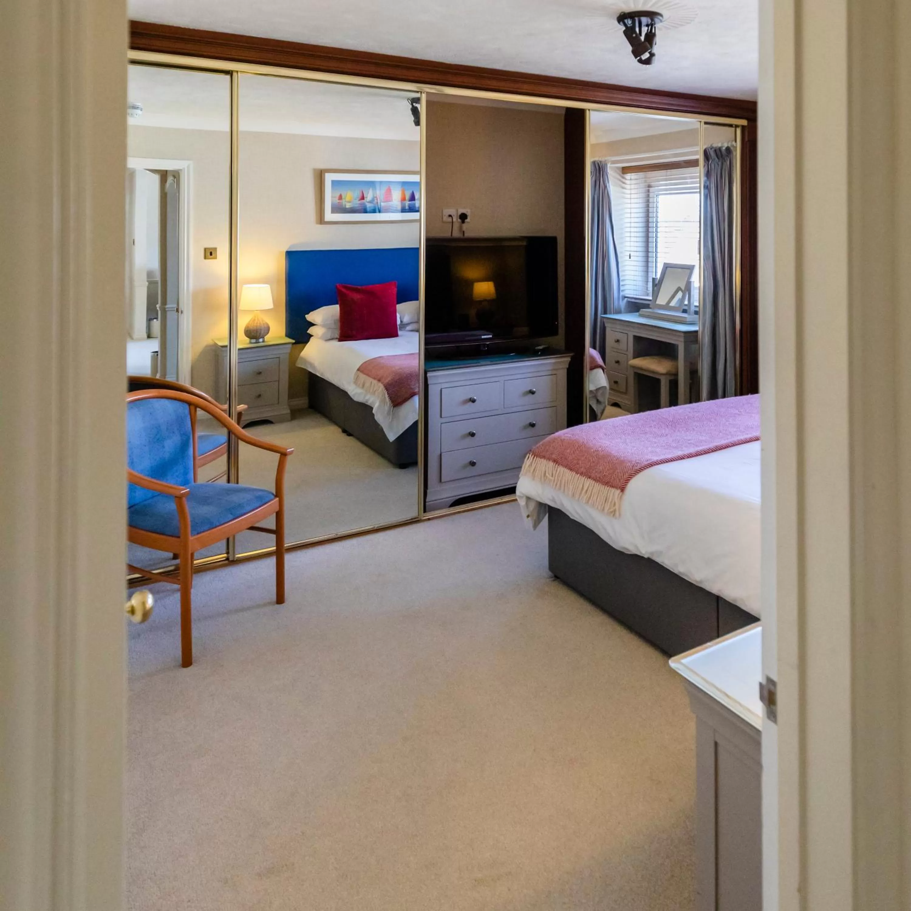 Bed in The Beachcroft Hotel, BW Signature Collection