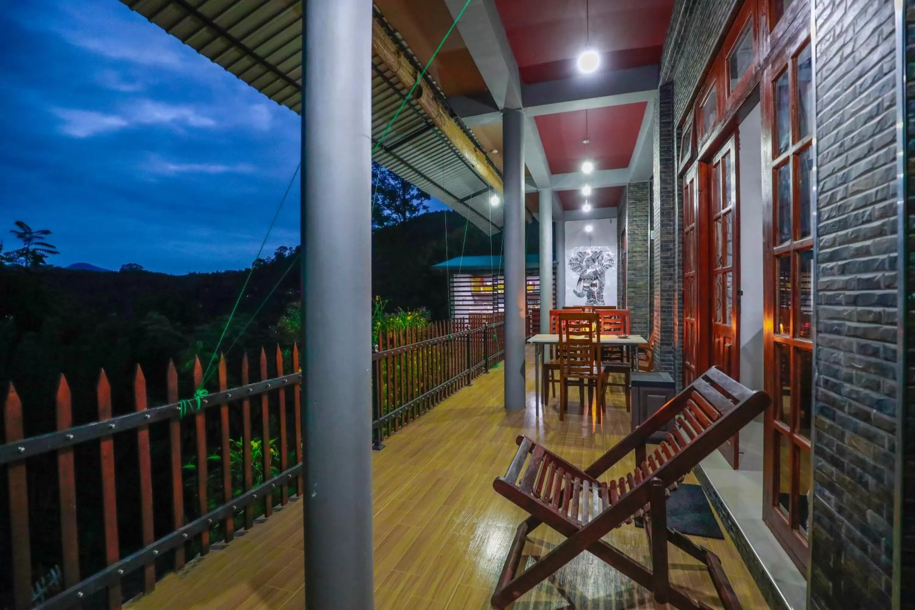 Balcony/Terrace in Zircon Ella