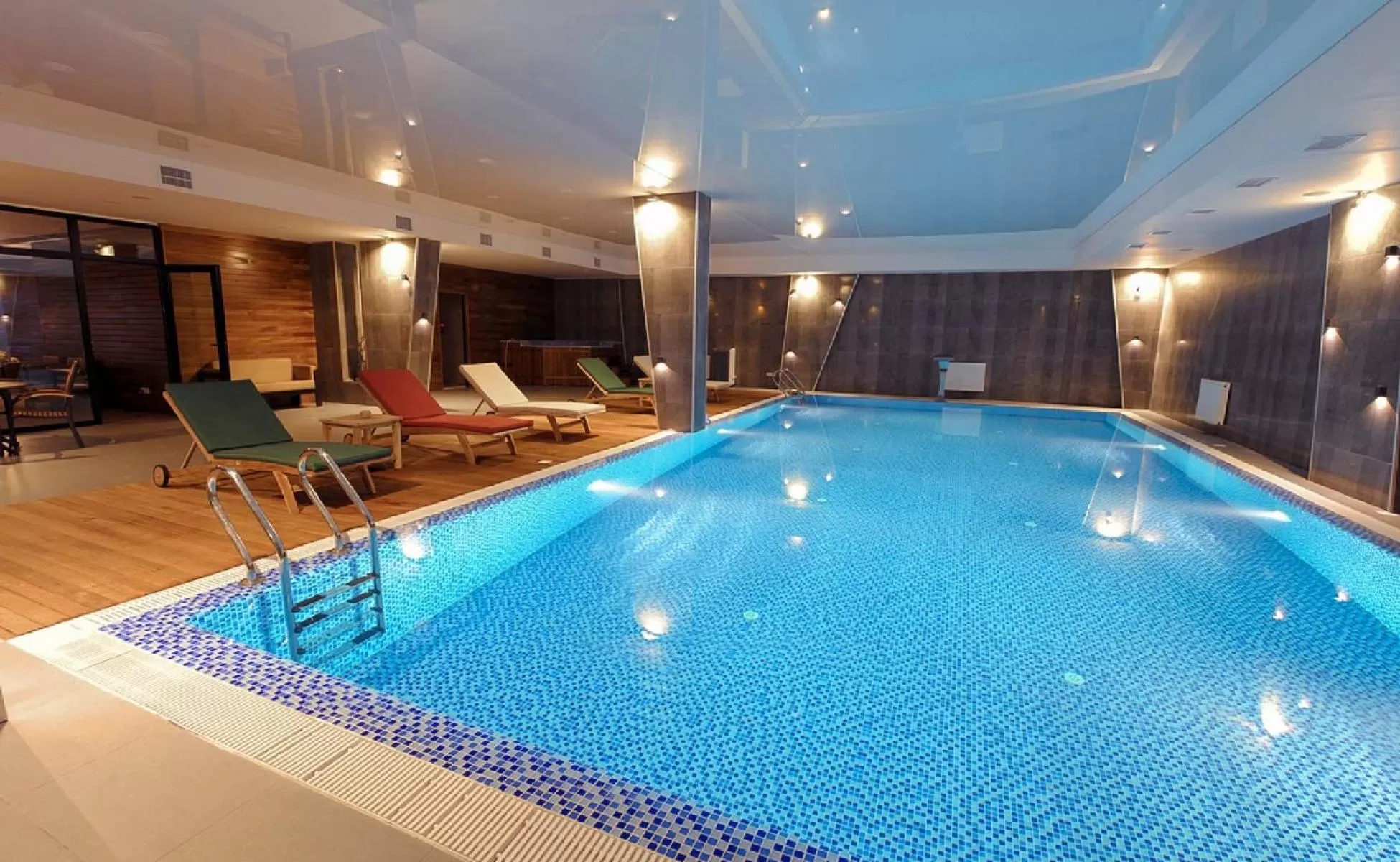 , Swimming Pool in New Gudauri Loft 2