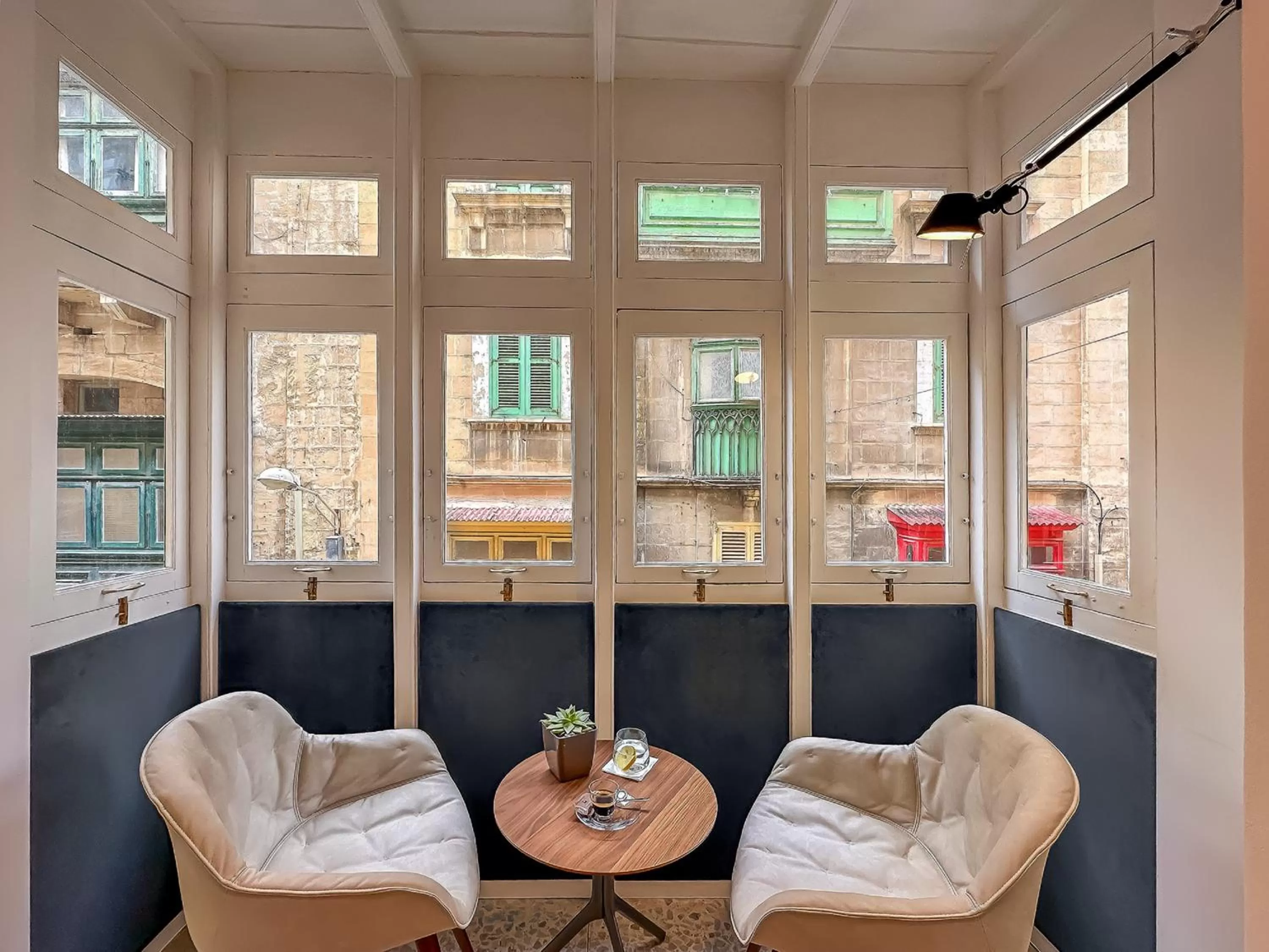 Coffee/tea facilities in The Capital Boutique Hotel