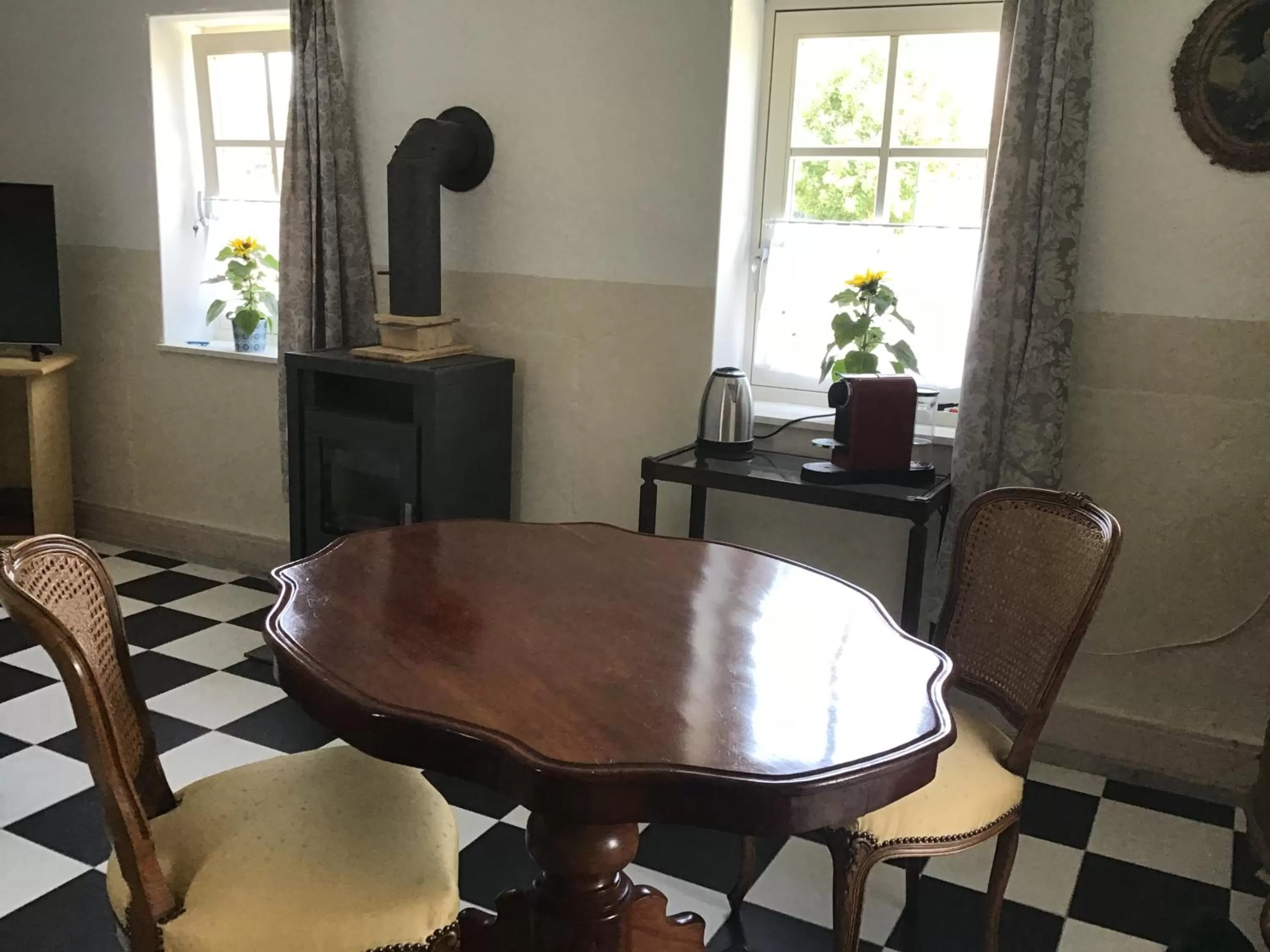 Seating area, Dining Area in Nergena Zimmer Frei