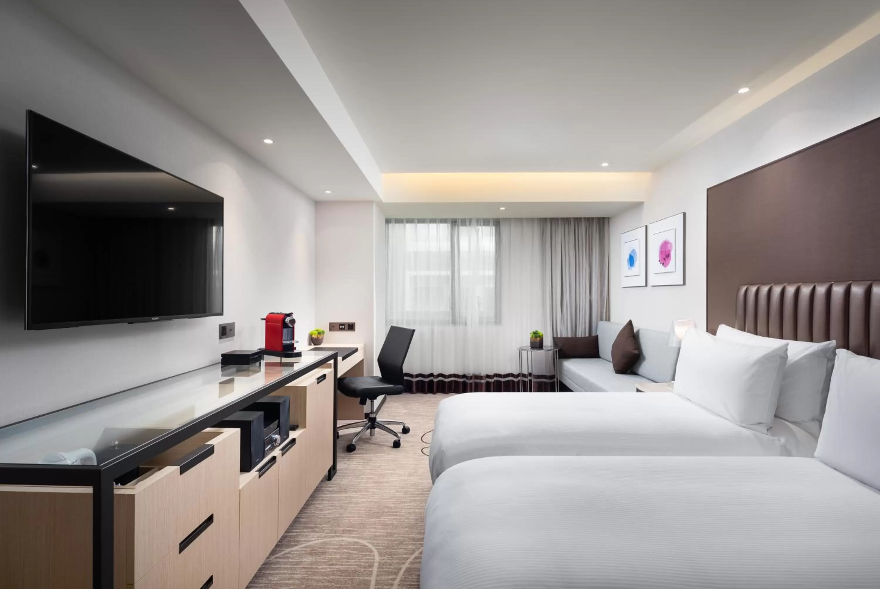 Communal lounge/ TV room, Bed in K Hotel Taipei Chang-An