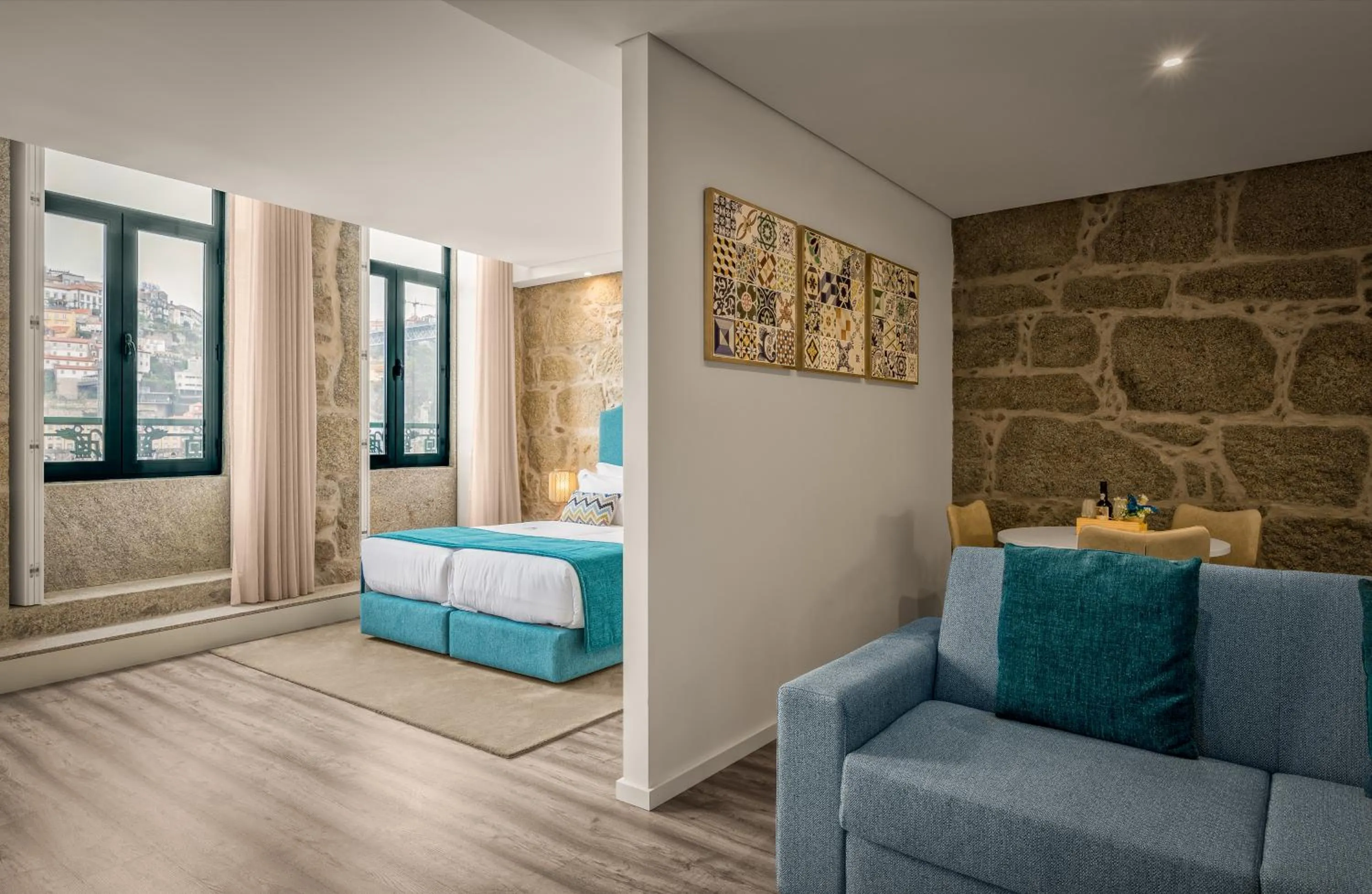 River view, Bed in 296 Heritage Apartments