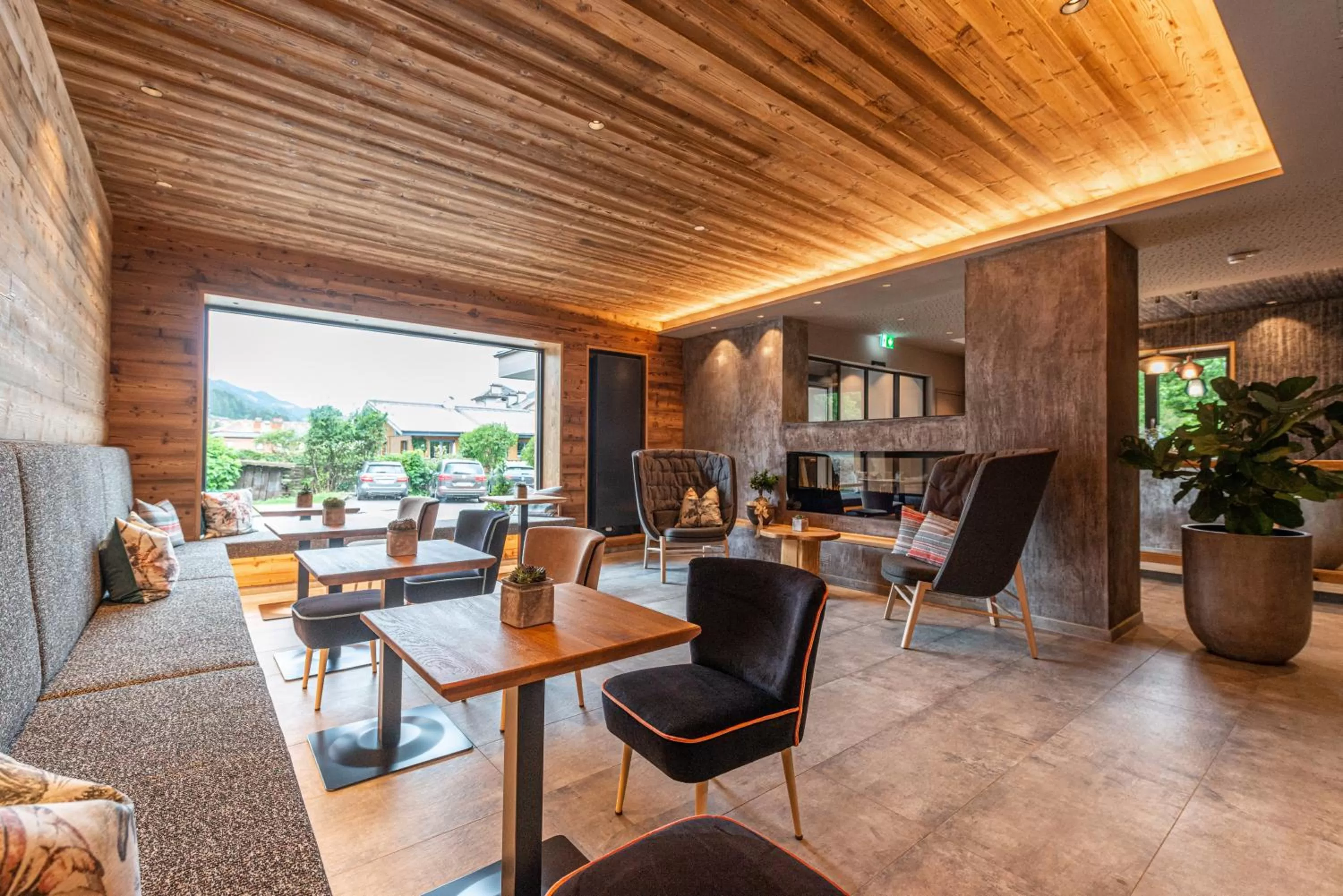 Lobby or reception in Stadtvilla Schladming Boutiquehotel