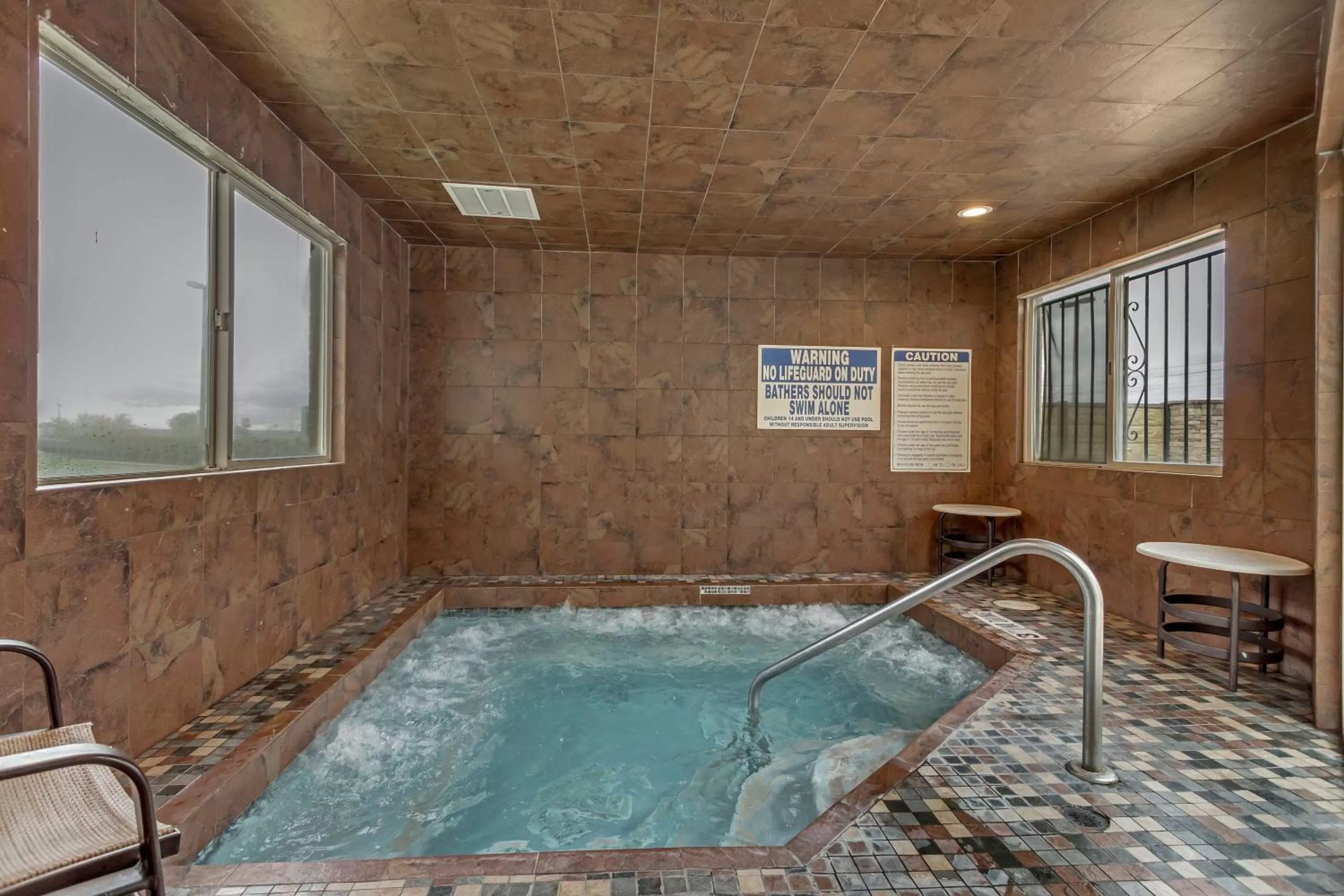 Hot Tub in Park Inn by Radisson, Salt Lake City-Midvale