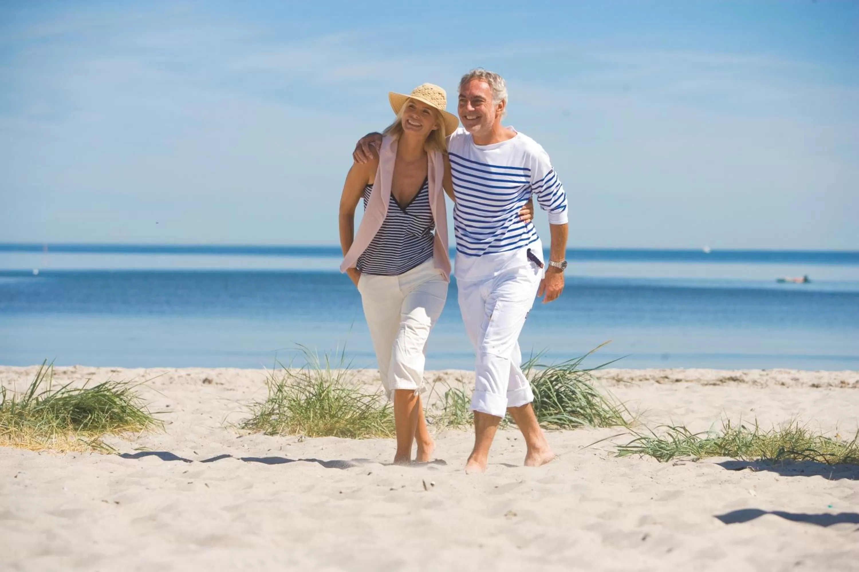 People in Yachthafenresidenz Hohe Düne