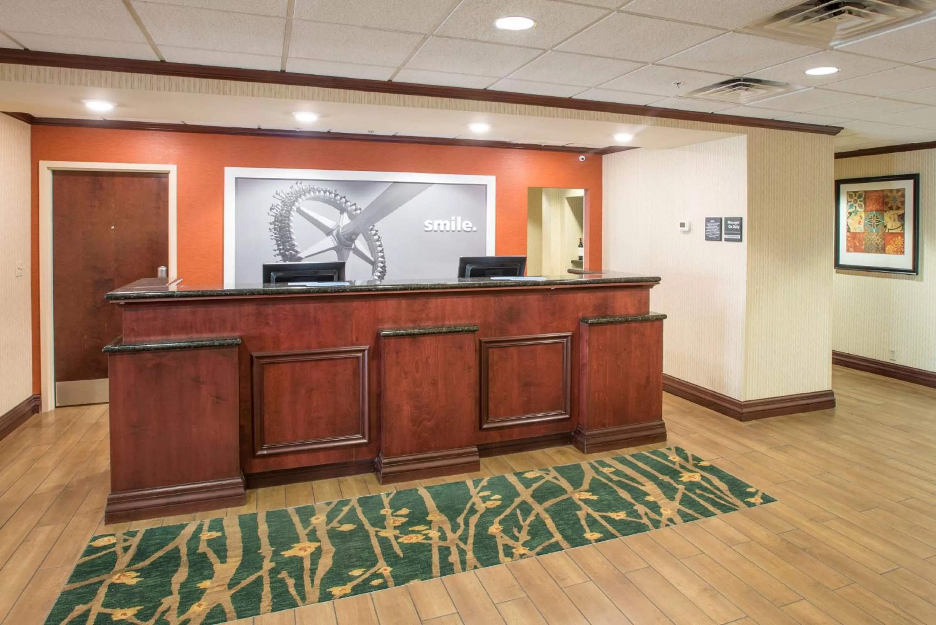 Lobby or reception in Hampton Inn & Suites Cincinnati-Union Centre