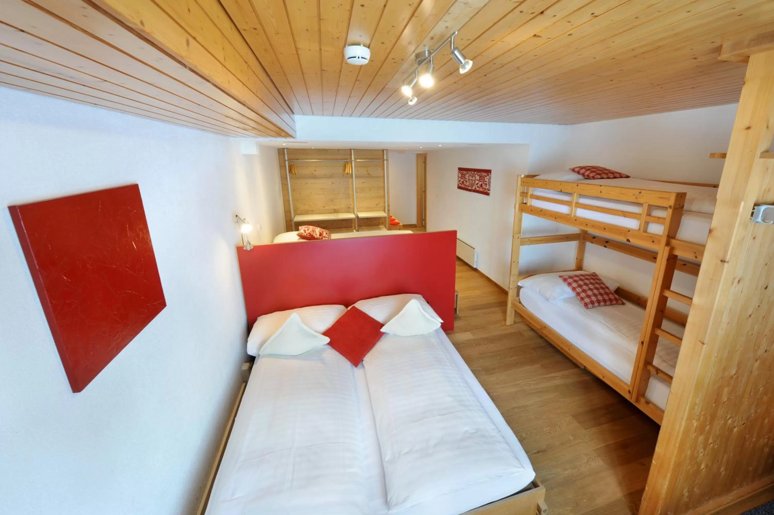 Photo of the whole room, Bed in Alpinhotel Bort