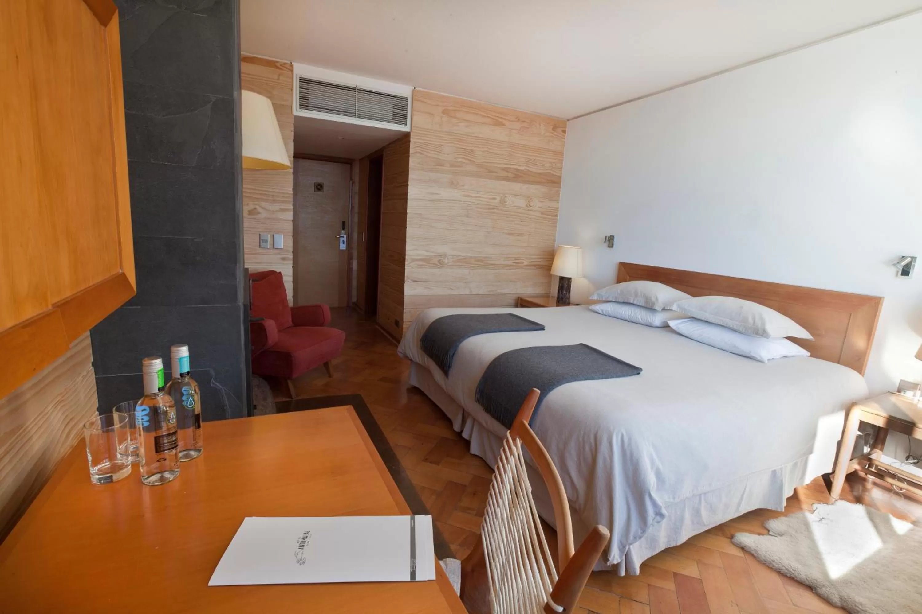 Photo of the whole room in Hotel Antumalal