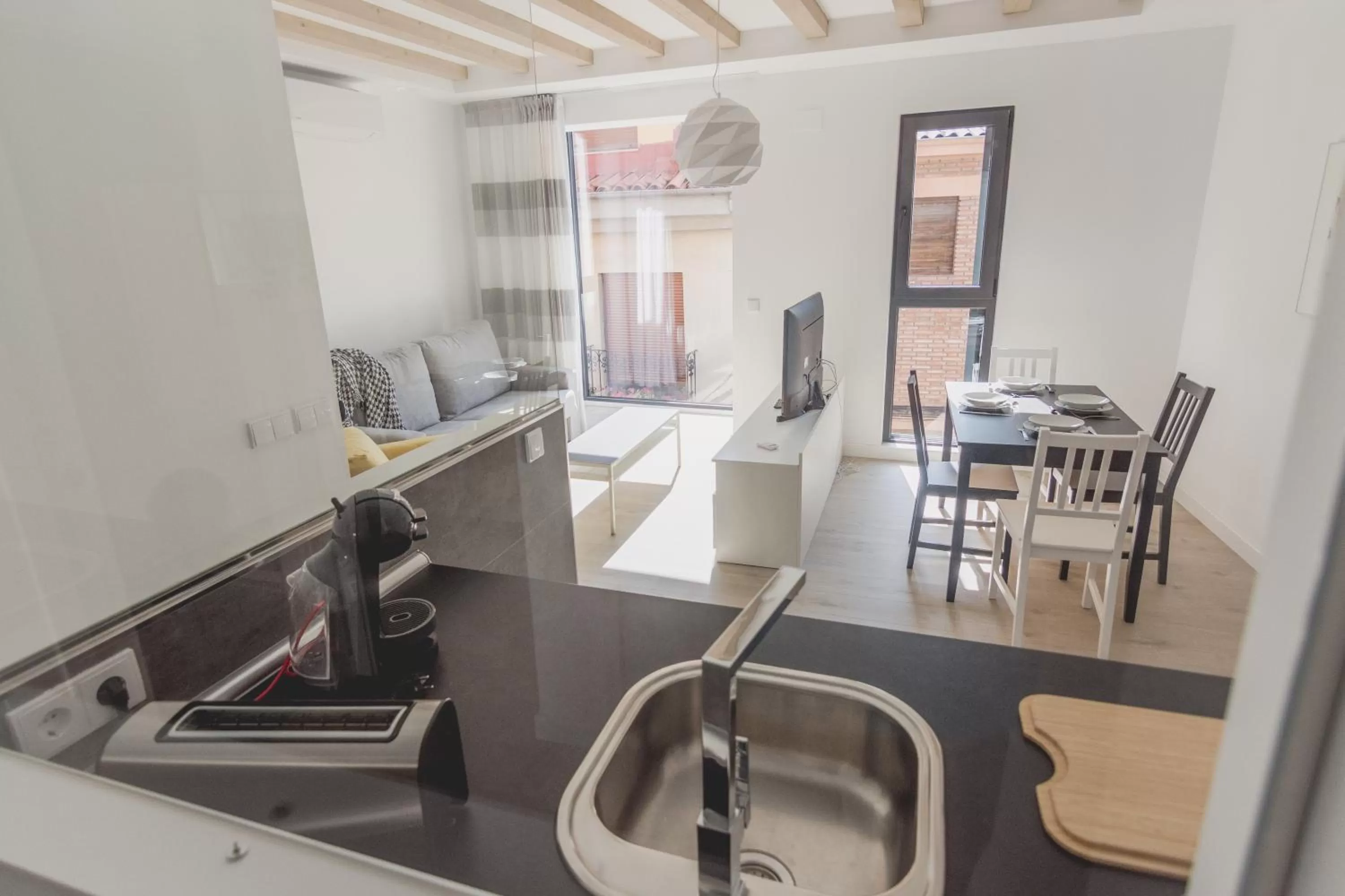 Kitchen or kitchenette in Slow León Apartamentos Turísticos