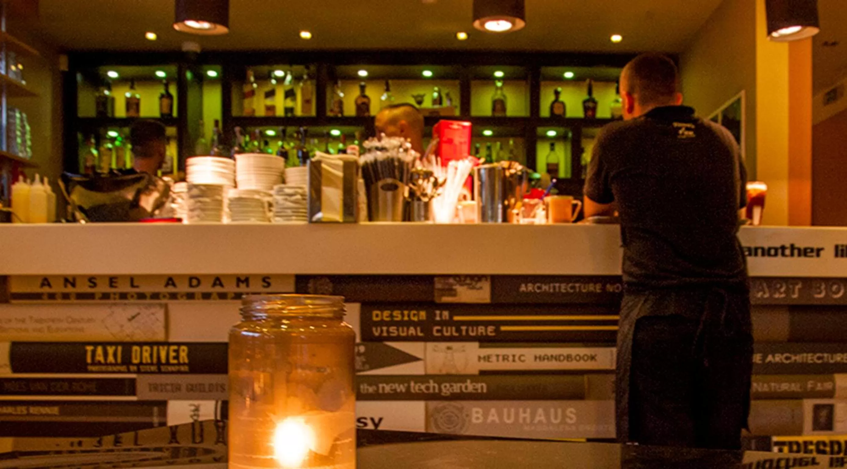 Restaurant/places to eat in Hotel Thissio