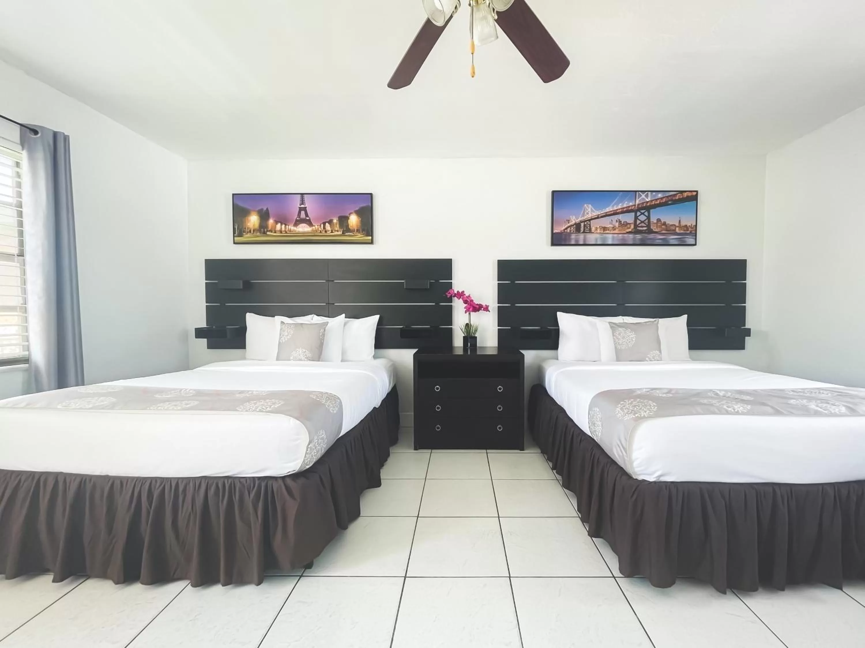 Bed in Hollywood Beach Hotels