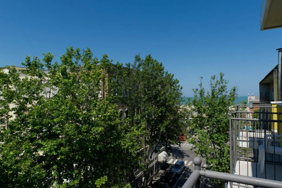 Day in Hotel St Pierre