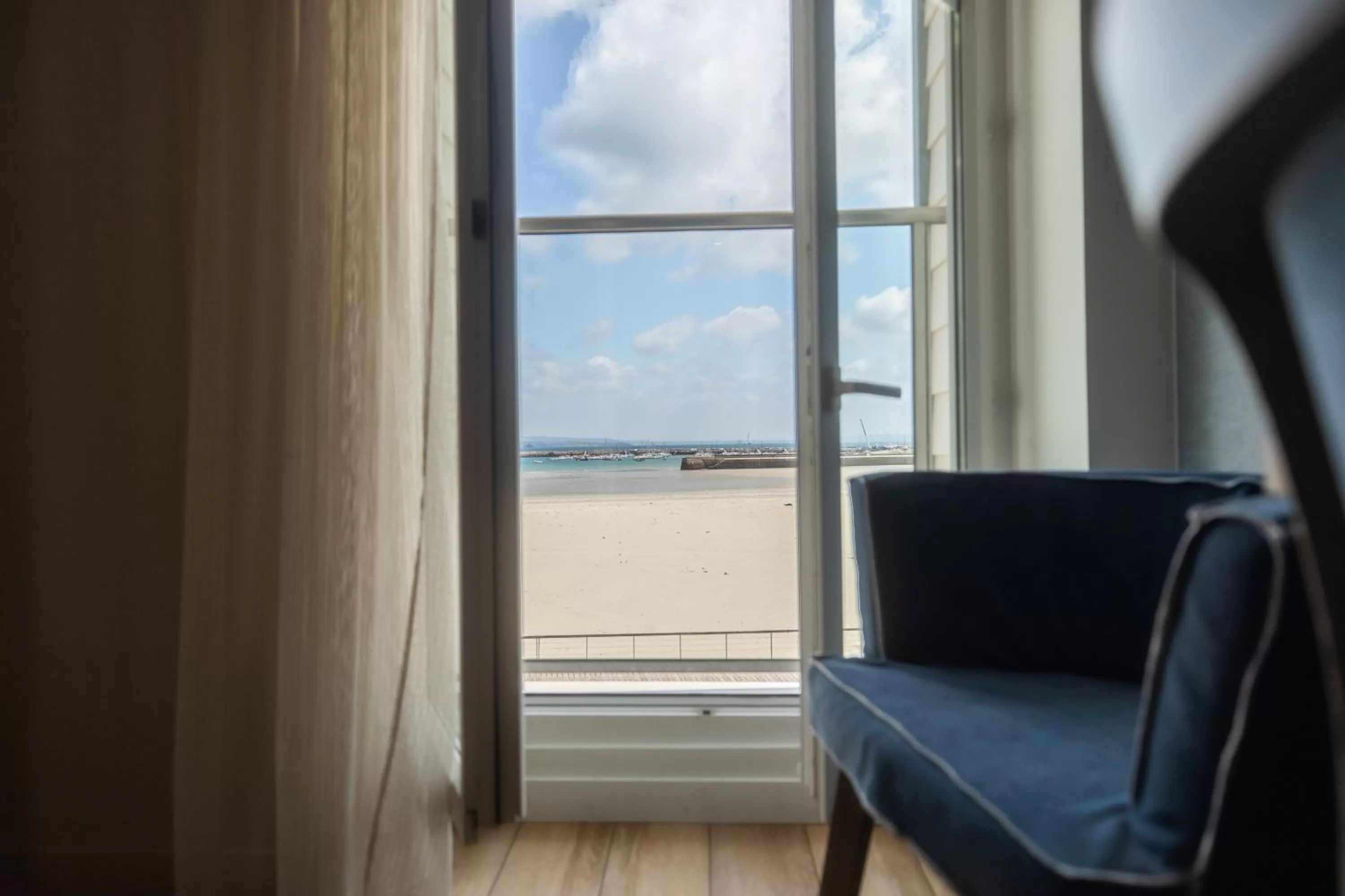 Natural landscape in Hôtel de la Baie