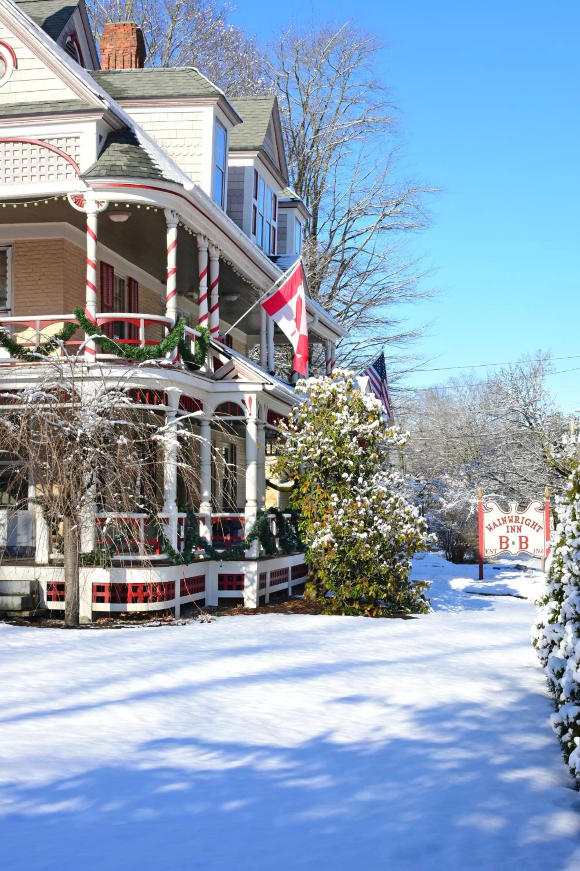 Property building in Wainwright Inn