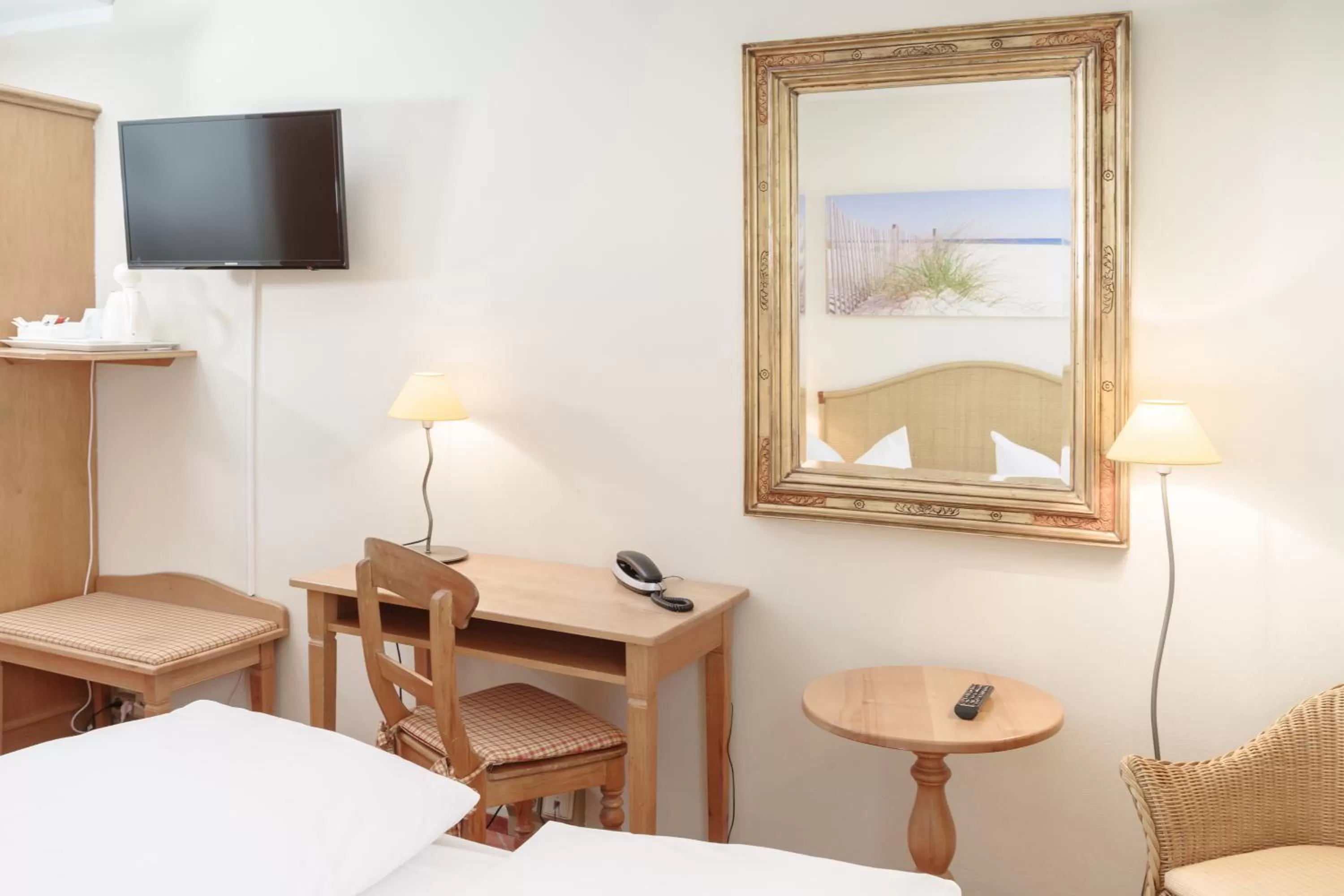 Photo of the whole room, Bed in Hotel Leipzig City Nord by Campanile