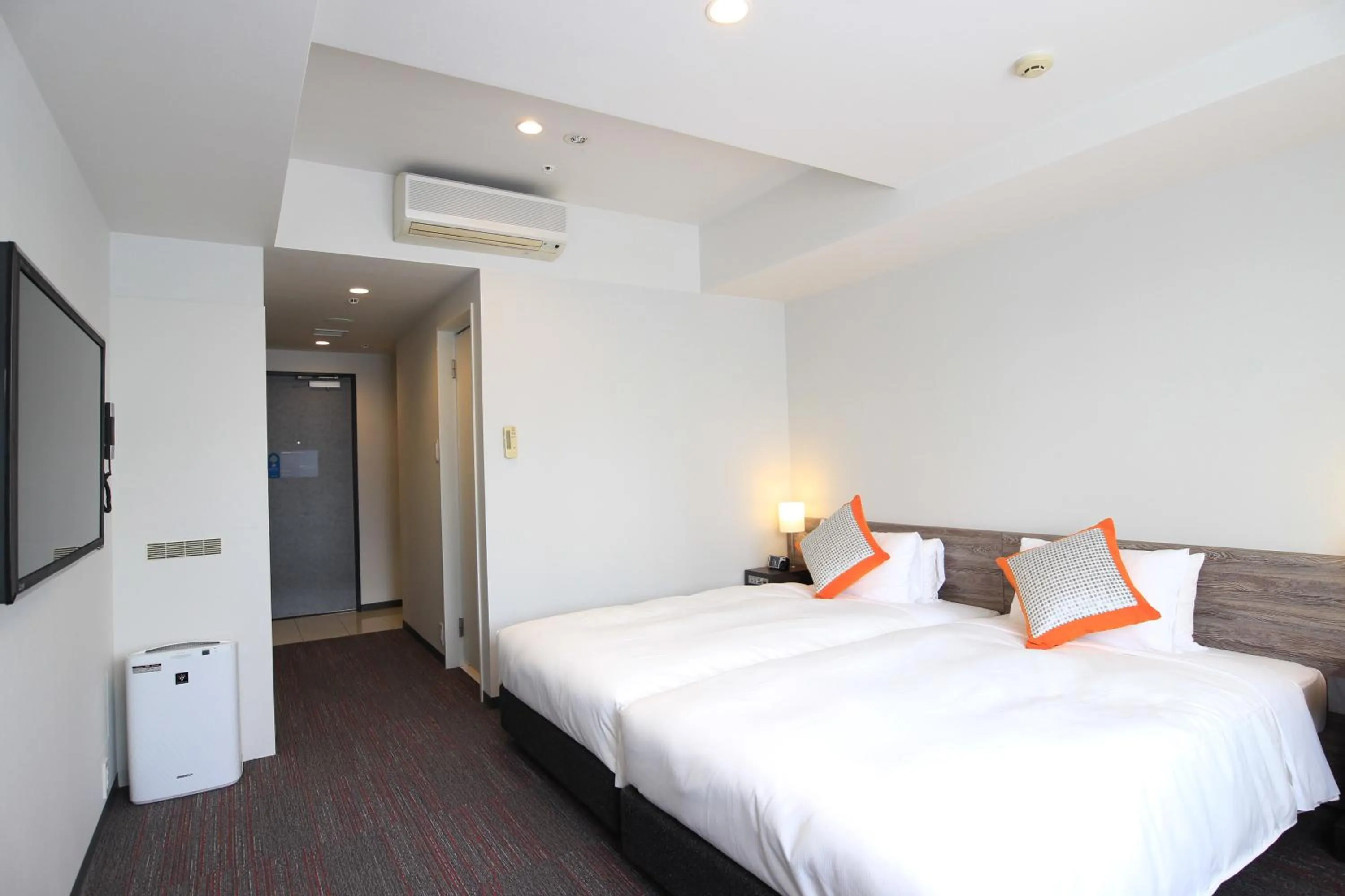 Bed in Tokyu Stay Gotanda