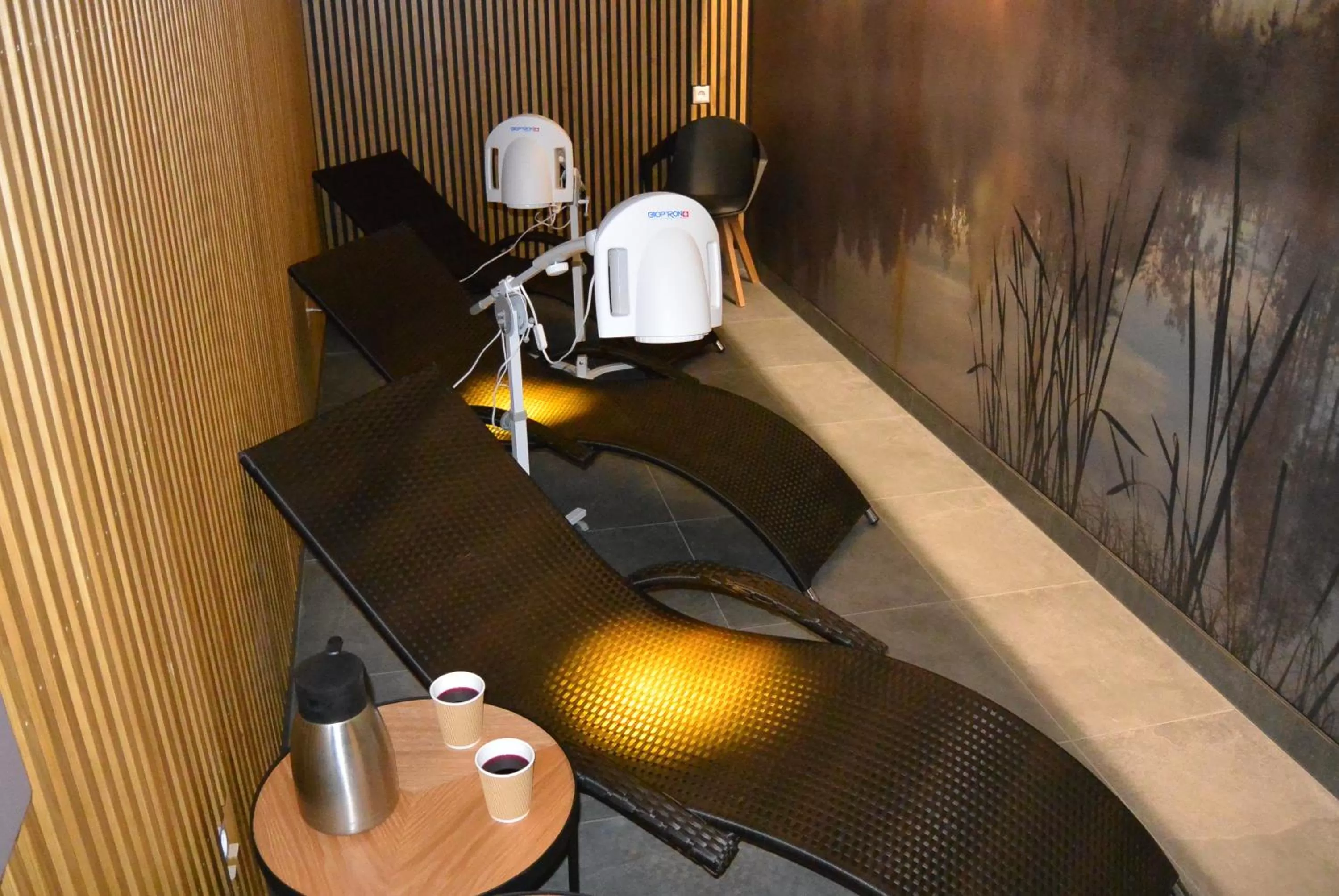 Spa and wellness centre/facilities, Bathroom in Pesa Hotel