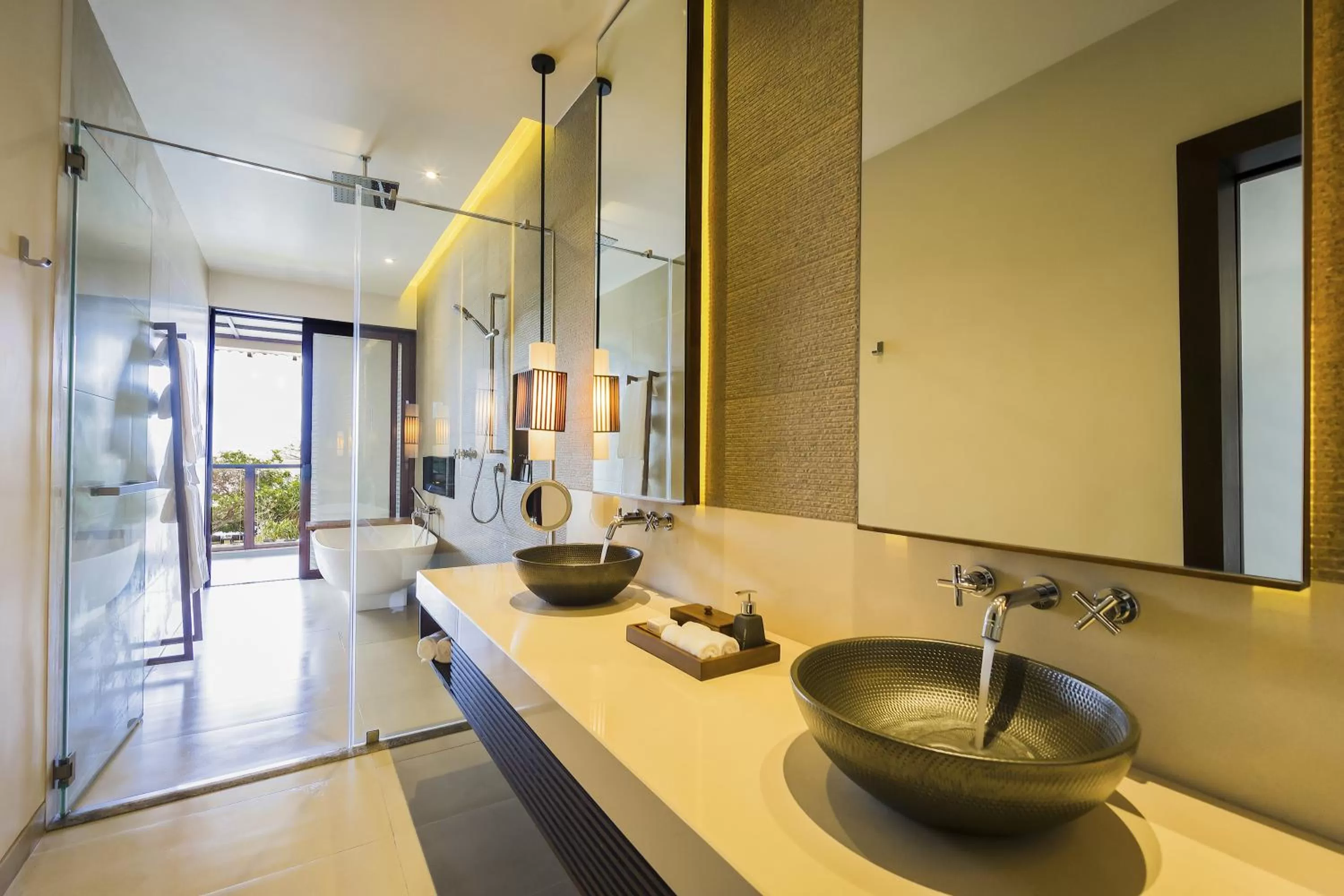 Shower in Anantara Kalutara Resort