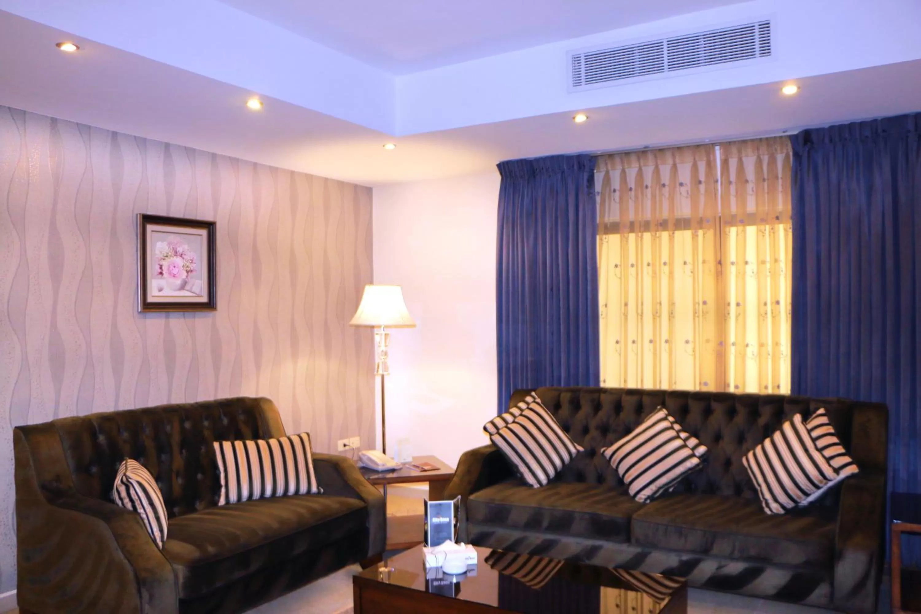 City Rose Hotel Suites