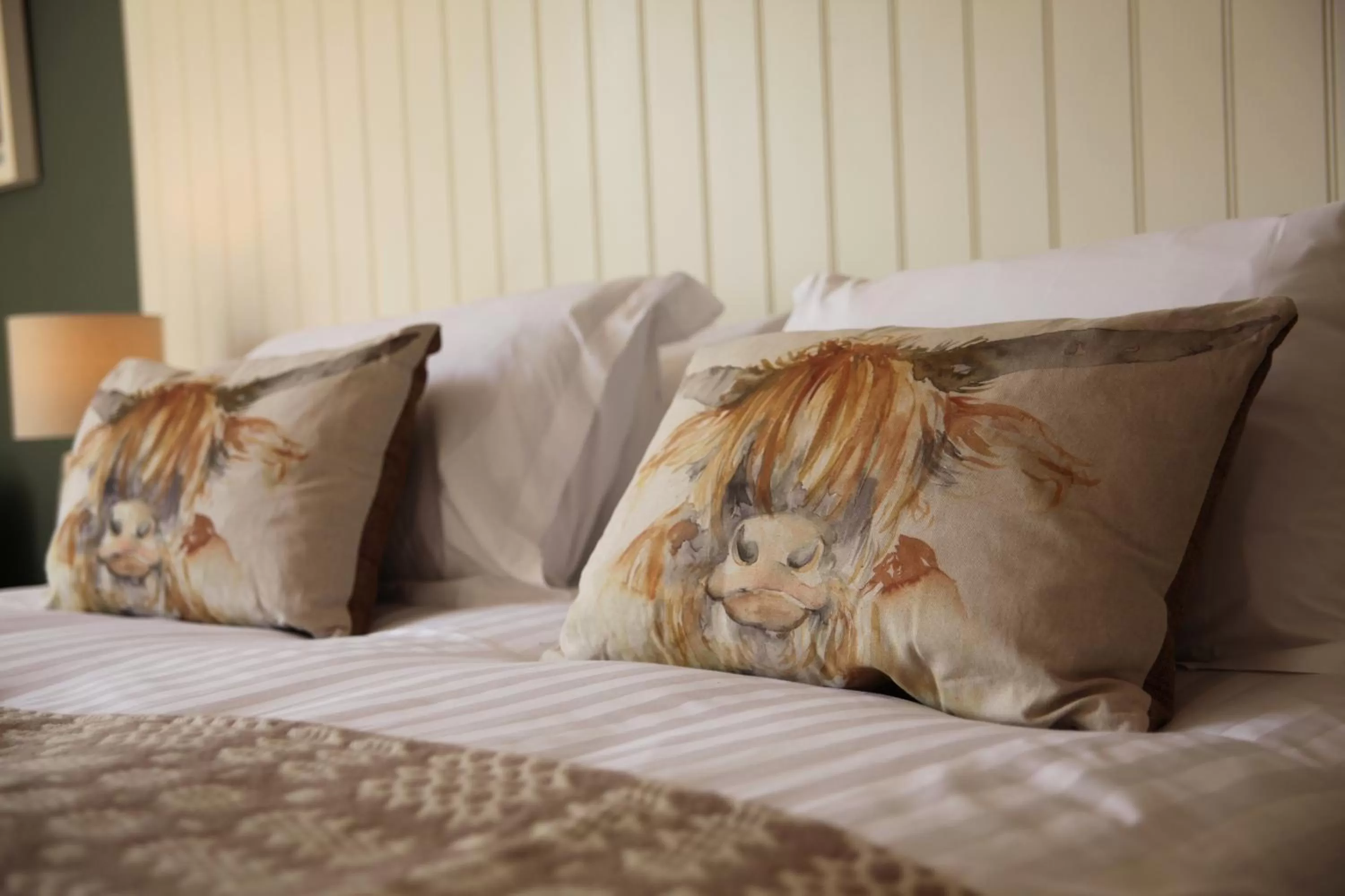 Bedroom, Bed in The Erskine Arms