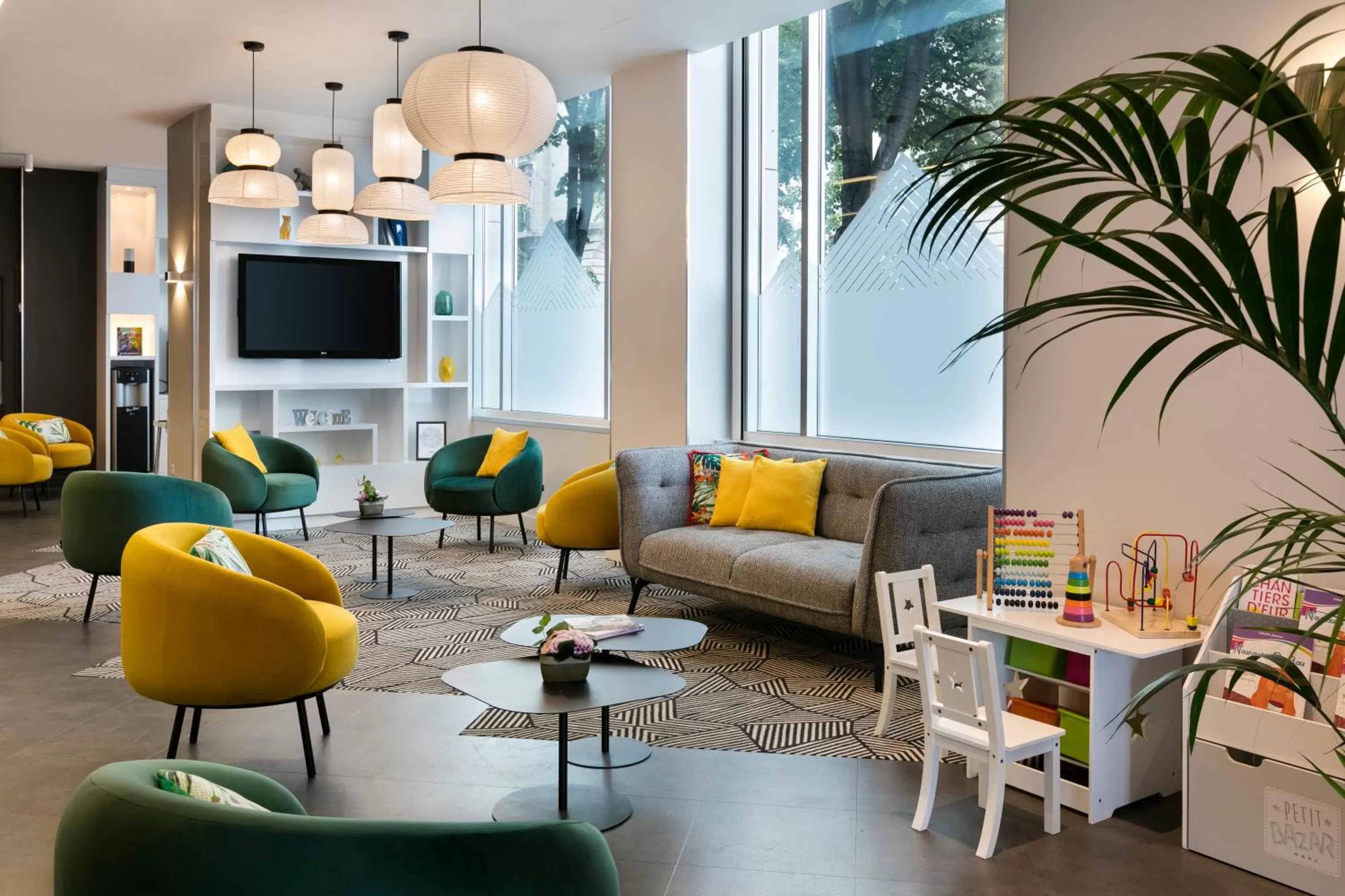 Lobby or reception in Citadines Place d'Italie Paris