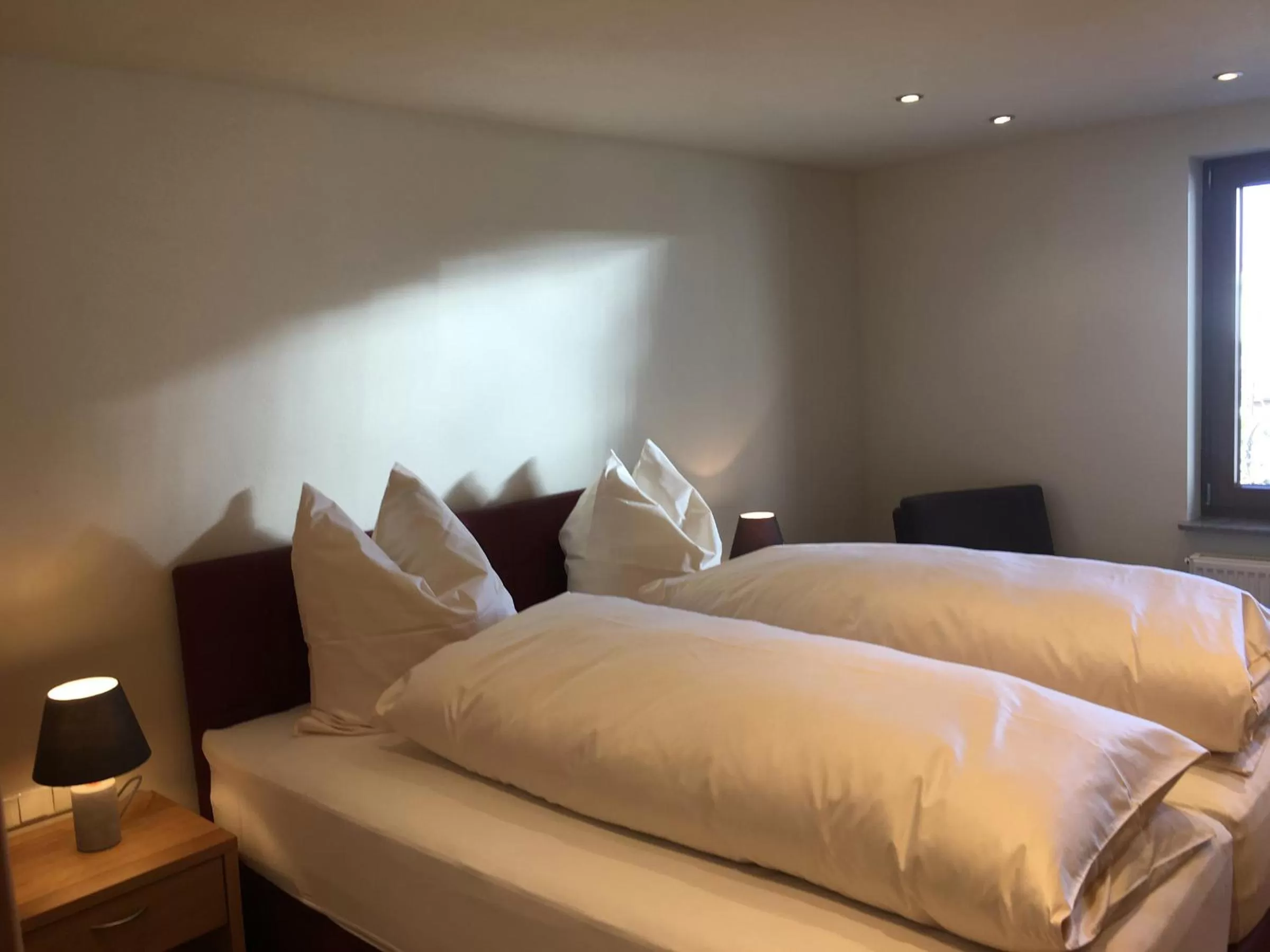 Bedroom, Bed in Gasthof zum Ochsen