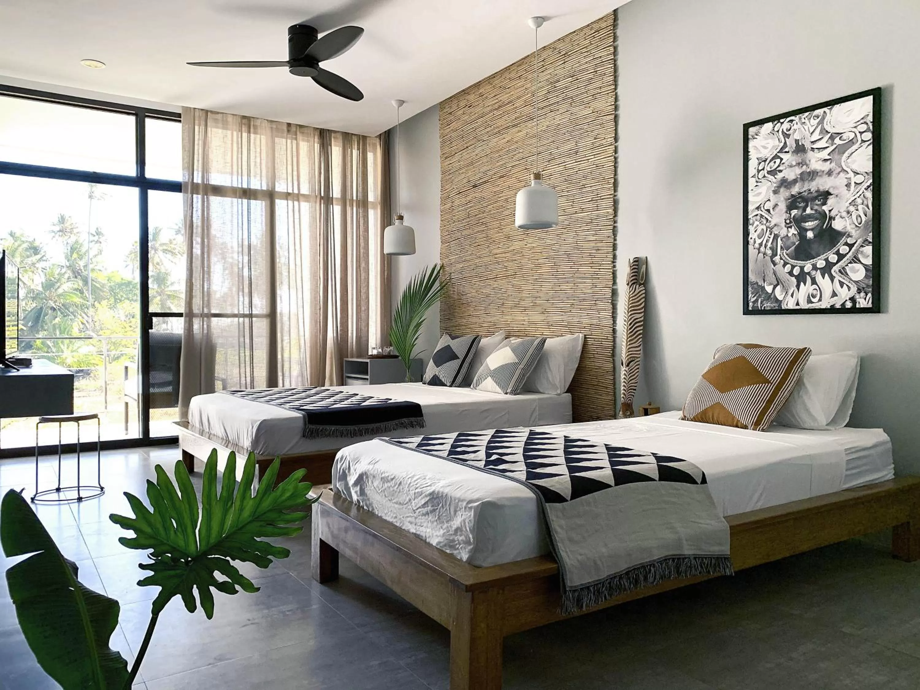 Bed in Mahi Mahi Dive Resort