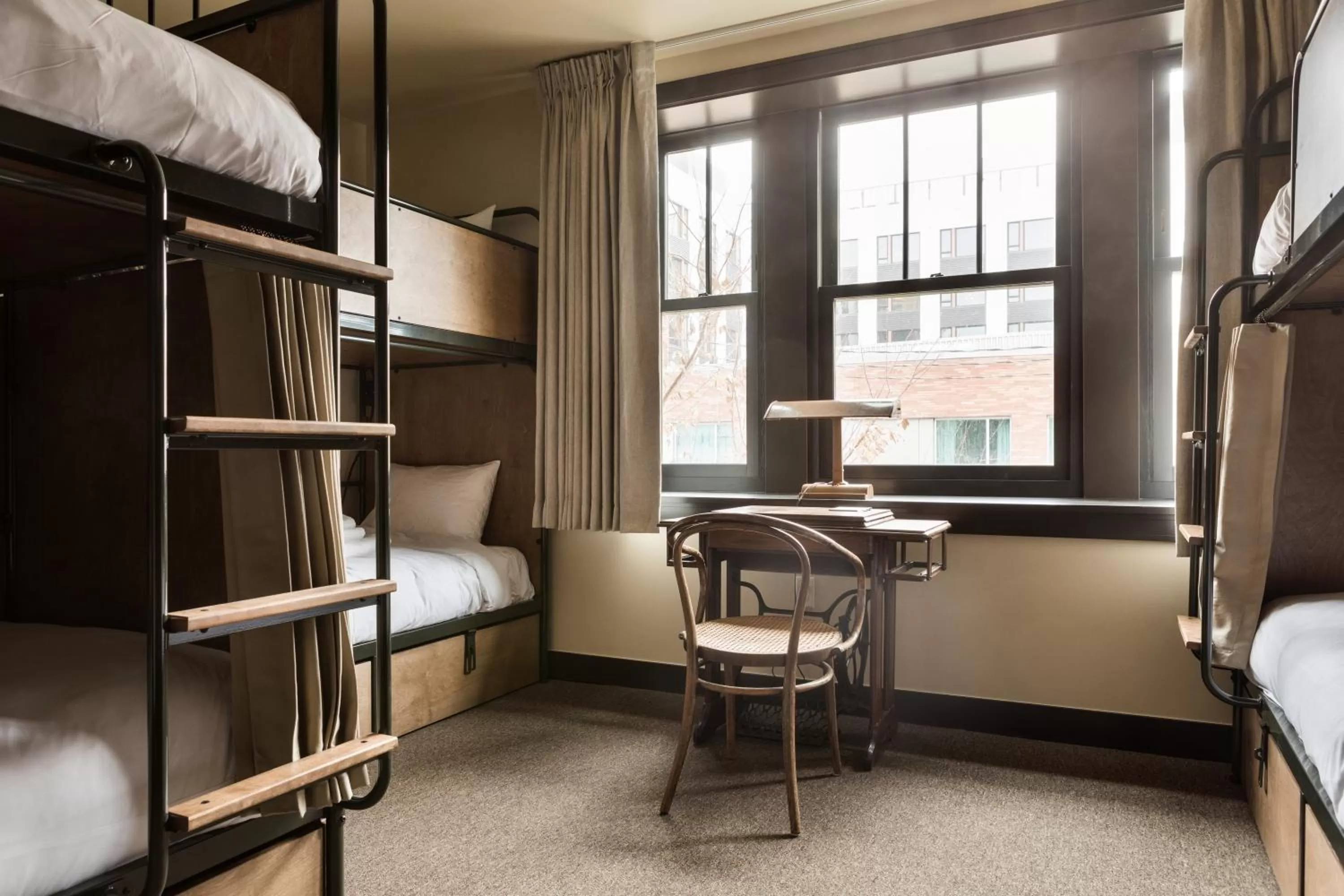 bunk bed, Bed in KEX Hotel