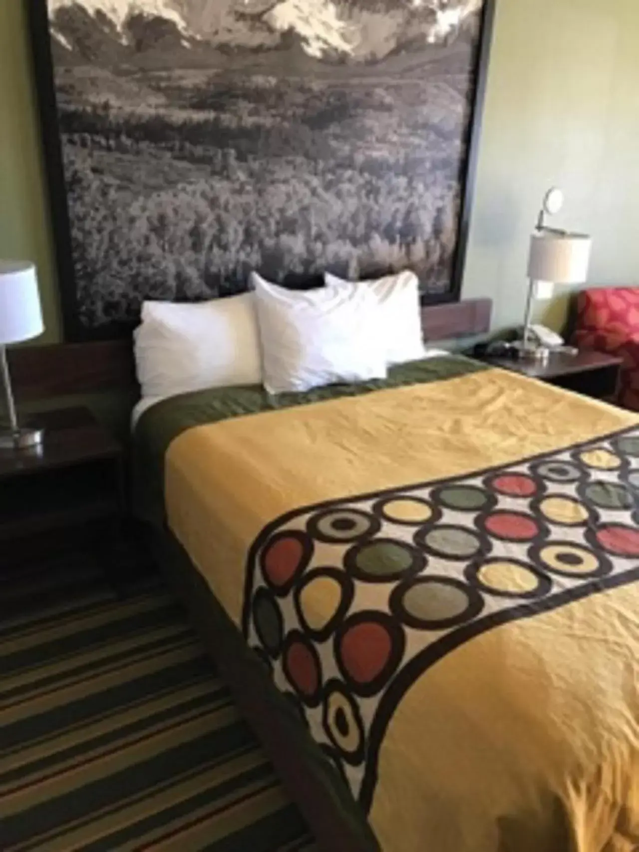 Queen Room - Non-Smoking in Super 8 by Wyndham Kremmling Queen Room - Non-Smoking in Super 8 by Wyndham Kremmling