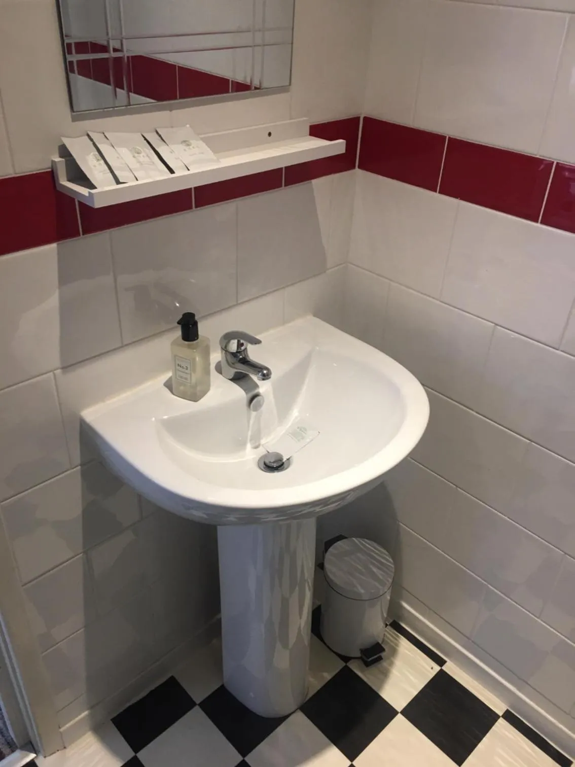 Bathroom in Sunny Days Hotel