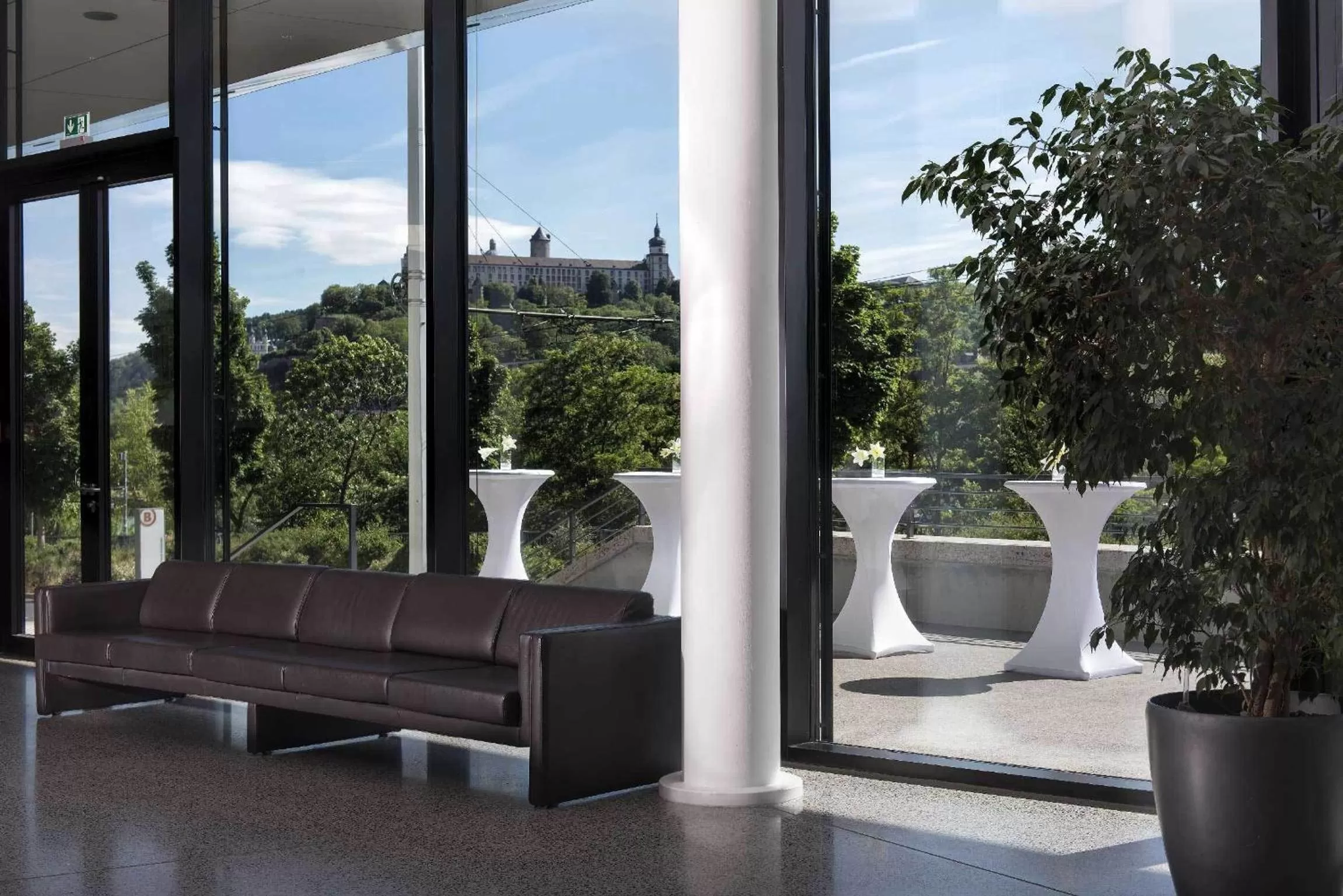 Balcony/Terrace in Maritim Hotel Würzburg