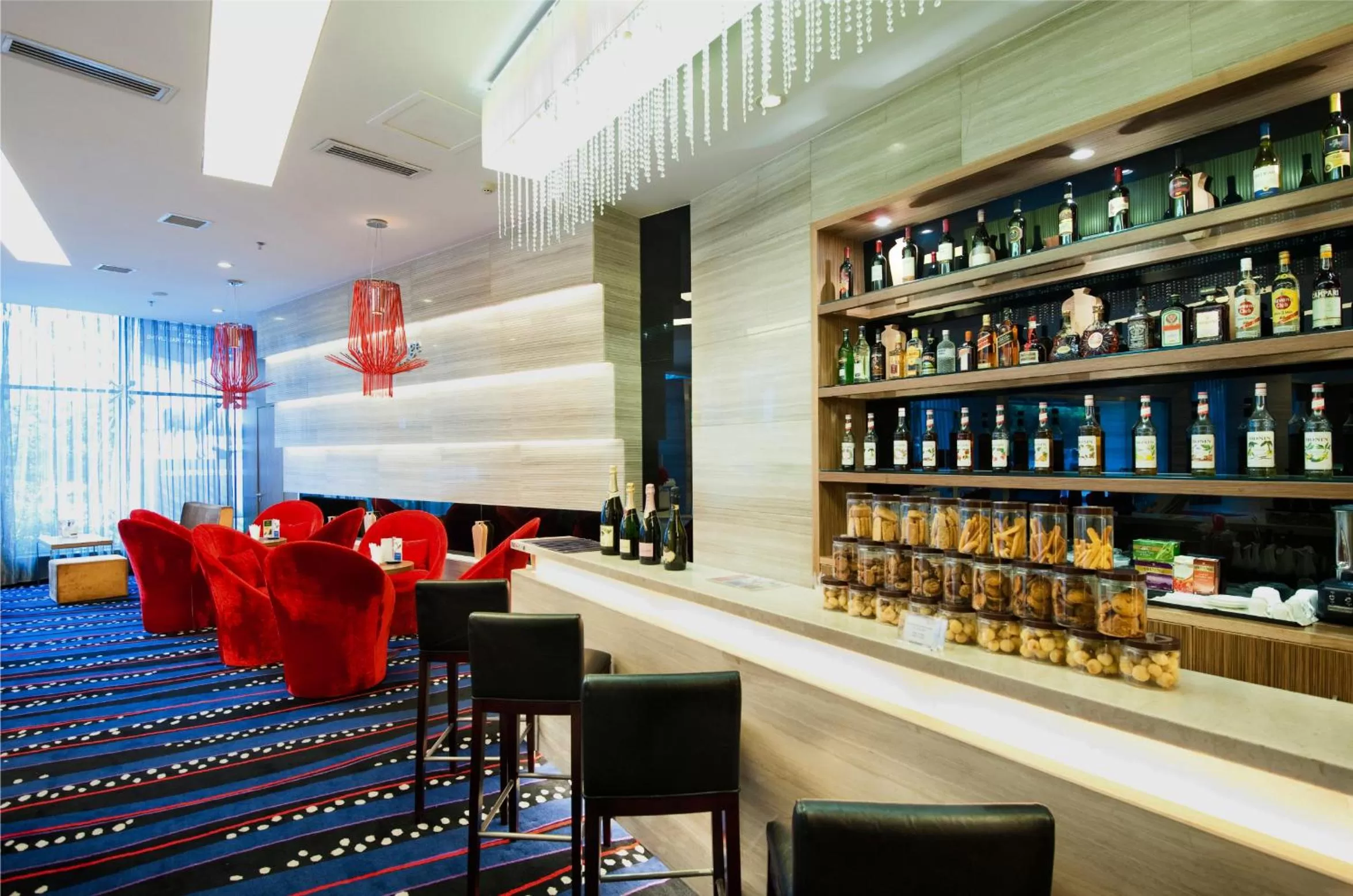 Lounge or bar in Novotel Guiyang Downtown
