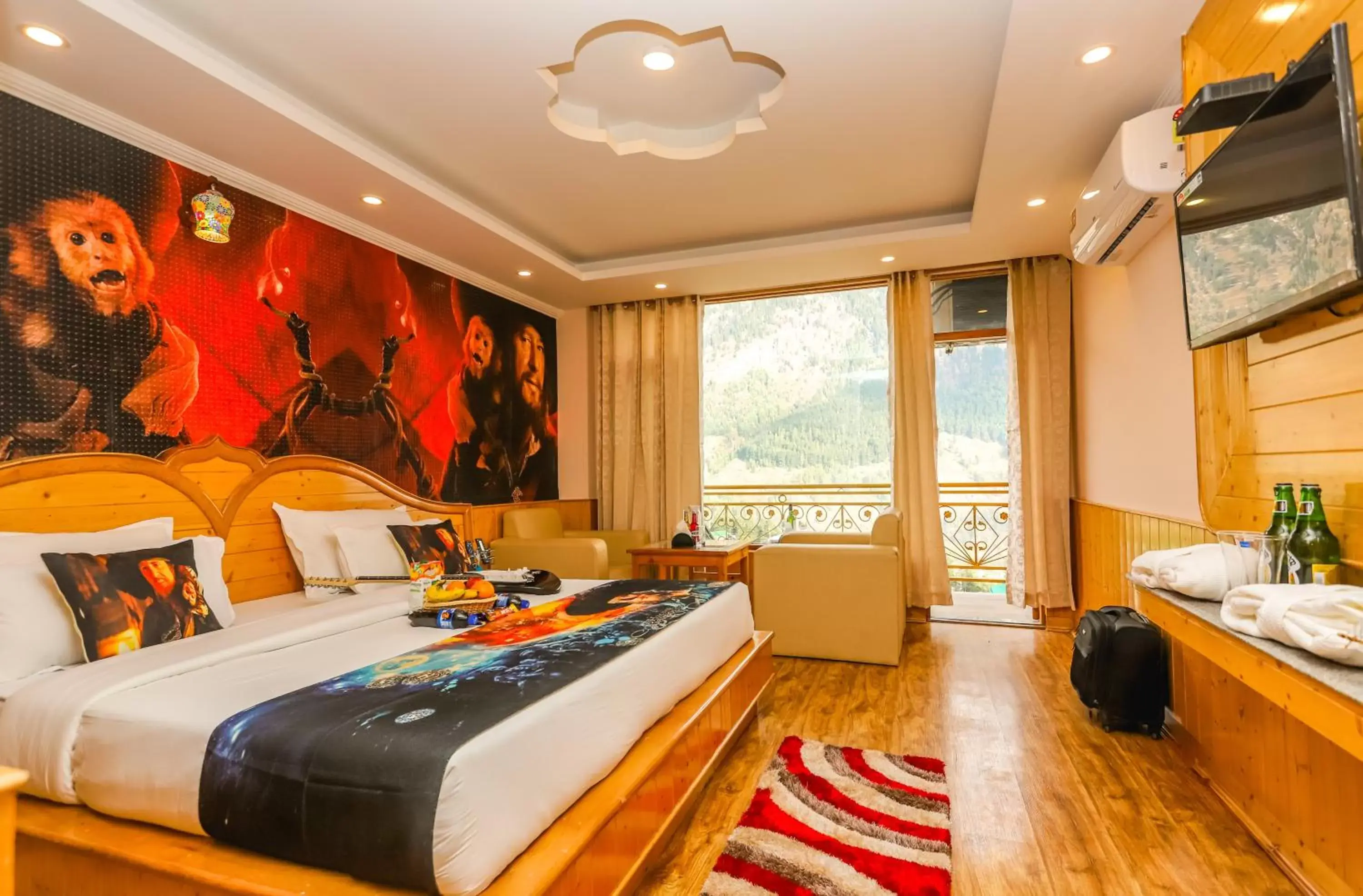 Superior Double Room in Hotel Smugglers Mountain View - central heated & air Cooled Superior Double Room in Hotel Smugglers Mountain View - central heated & air Cooled