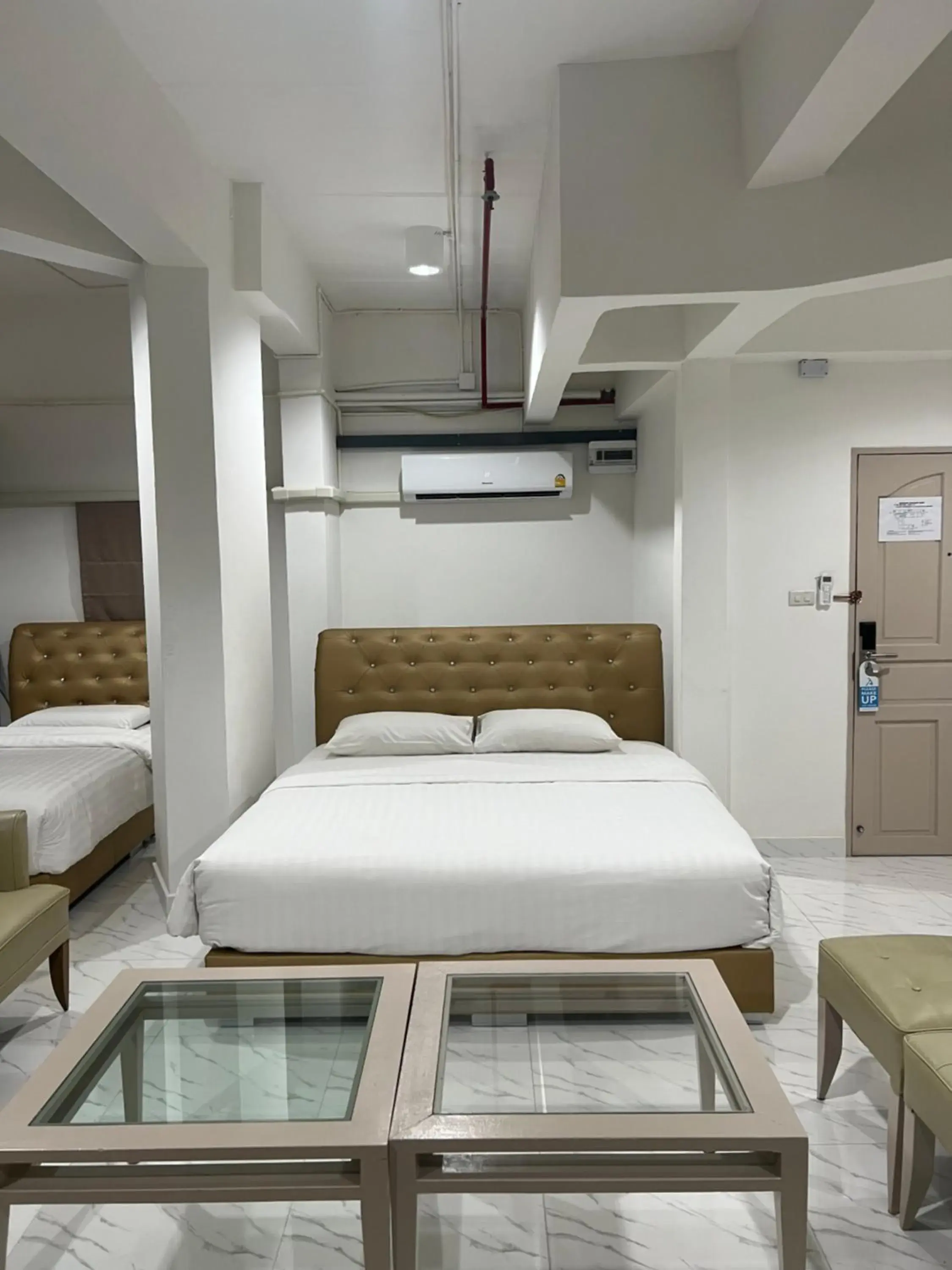 Grand Suite with Terrace in Mall Suites Hotel Grand Suite with Terrace in Mall Suites Hotel