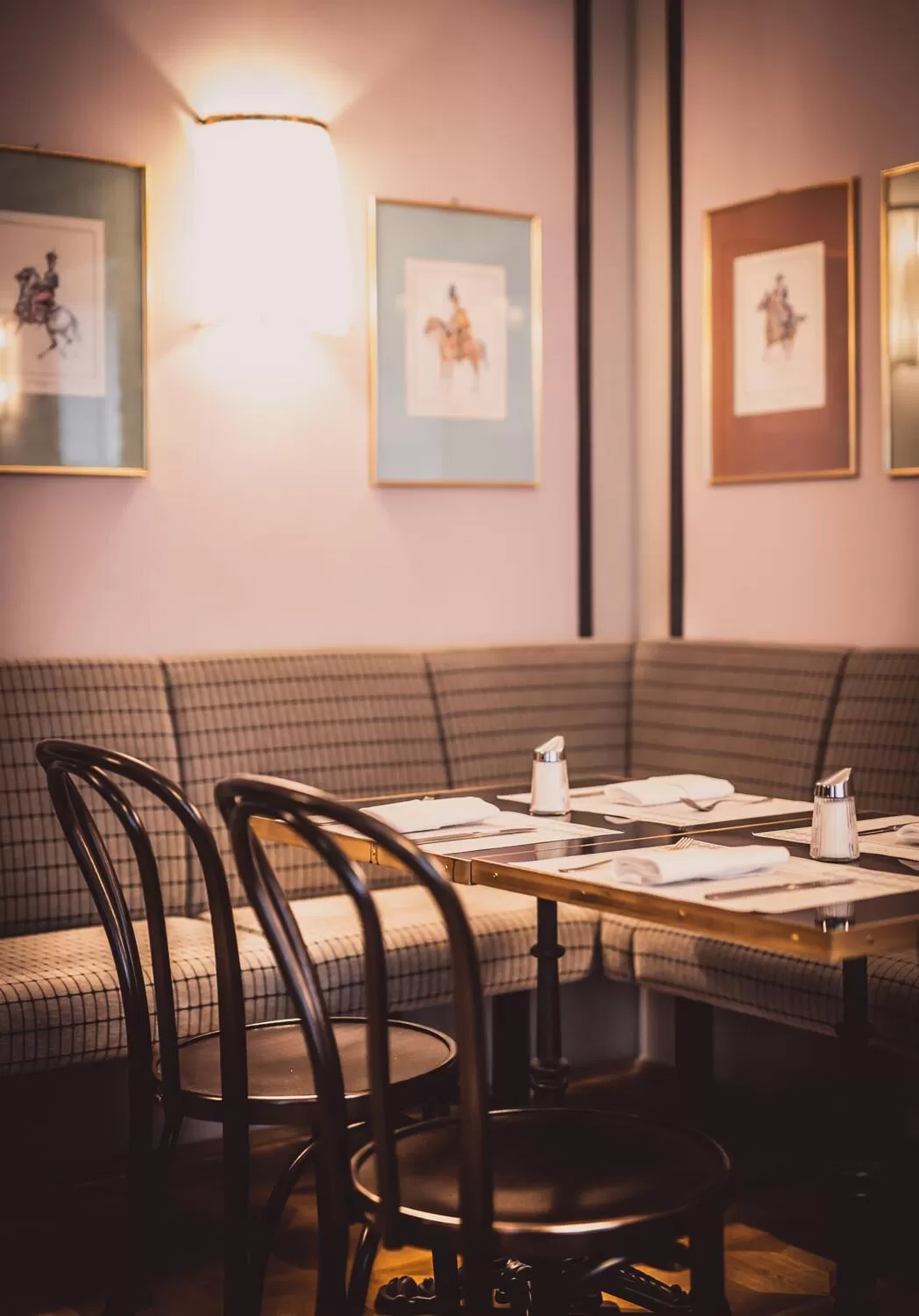 Restaurant/places to eat in HENRI Hotel Wien Siebterbezirk