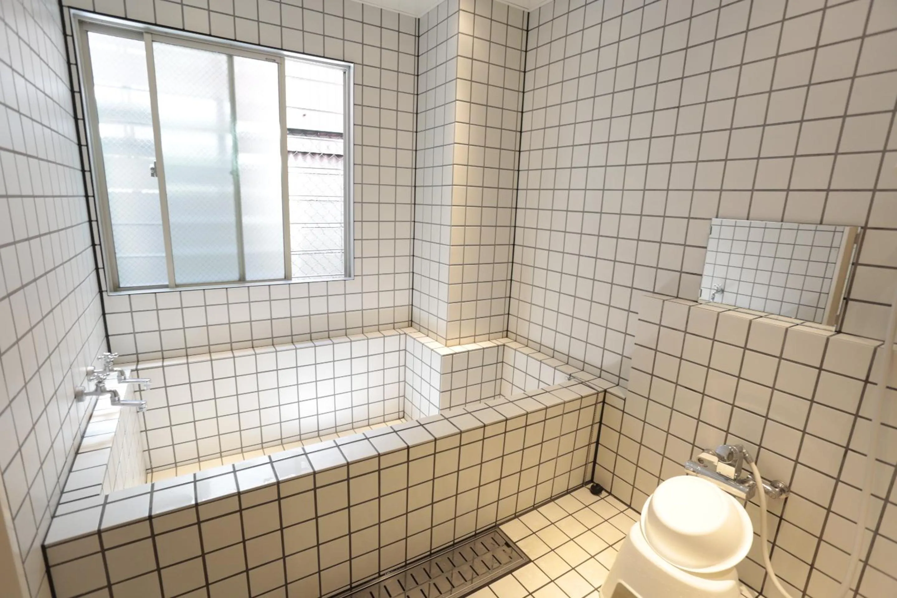 Public Bath in Hotel Sunplaza 2