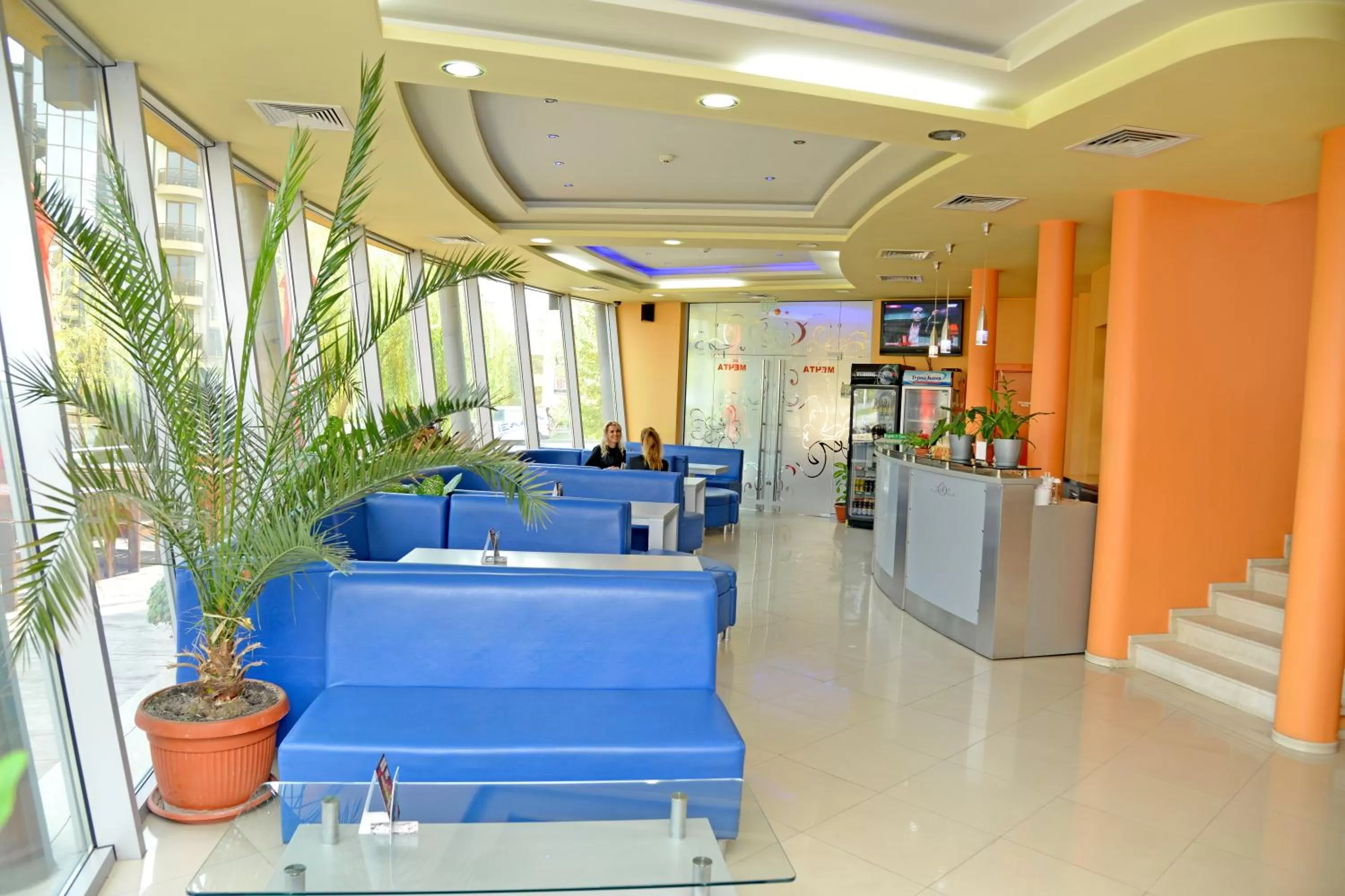 Lounge or bar, Lobby/Reception in Dream Hotel