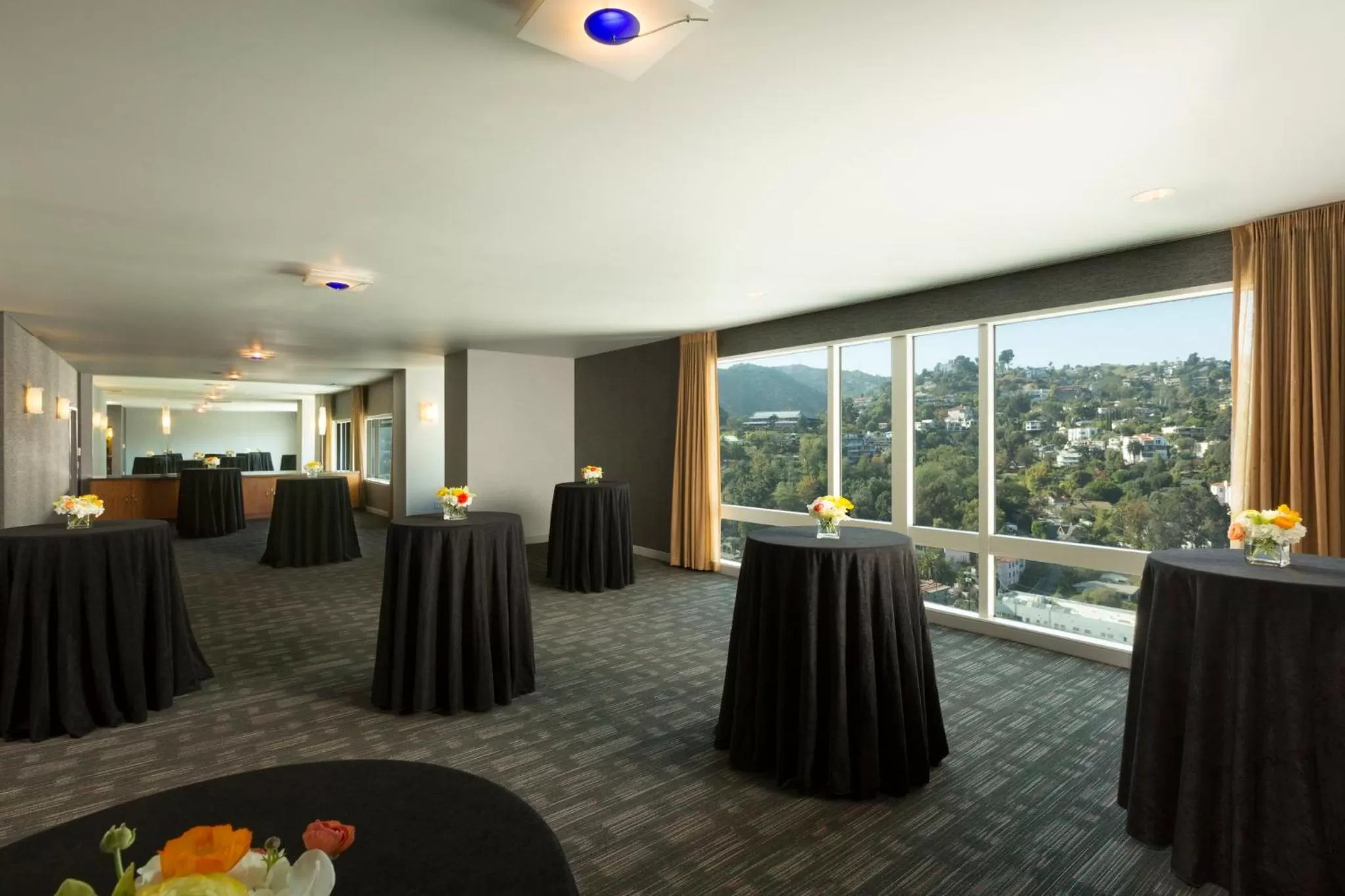 Meeting/conference room in Loews Hollywood Hotel