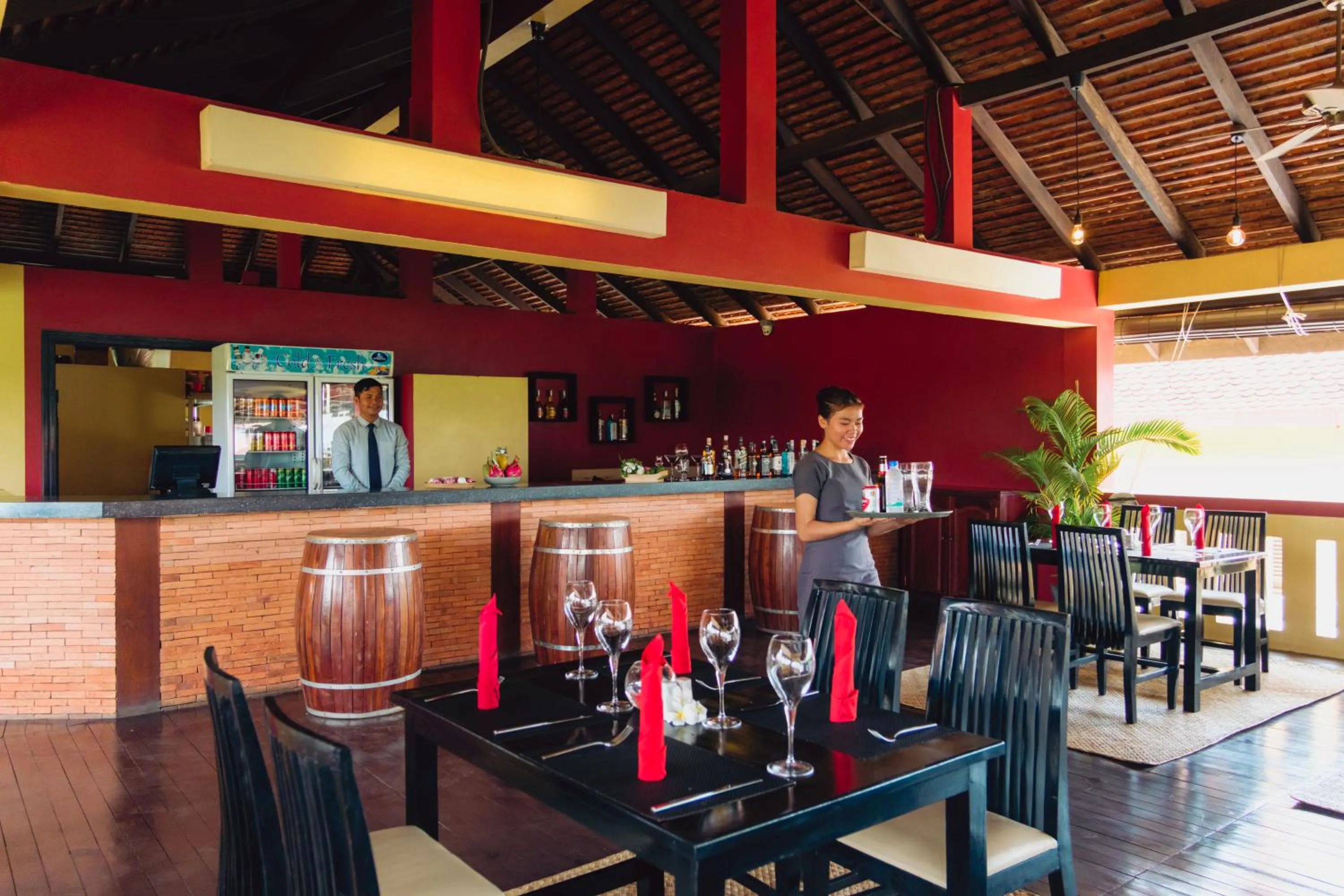 Restaurant/places to eat in Pandora Suite D'Angkor