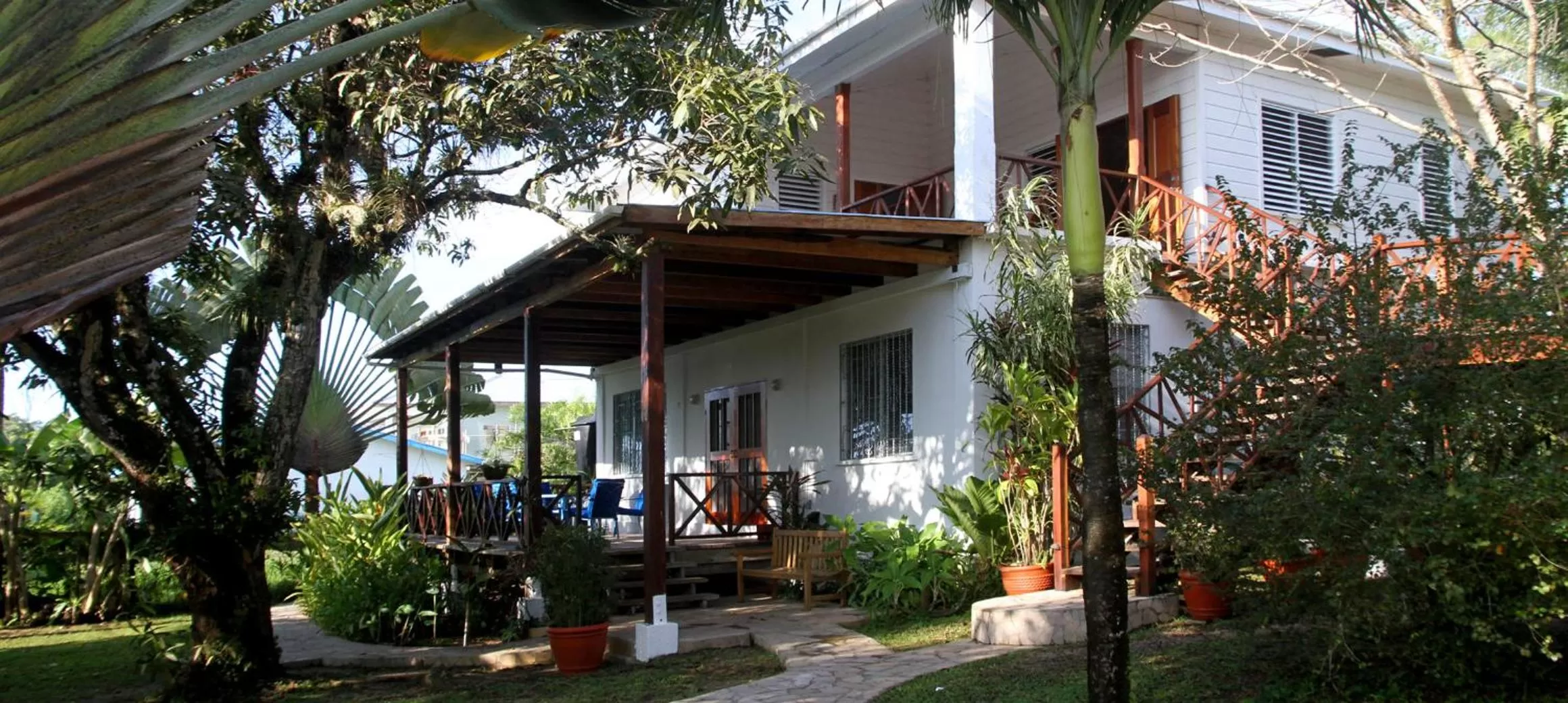 Property Building in BlueBelize B&B