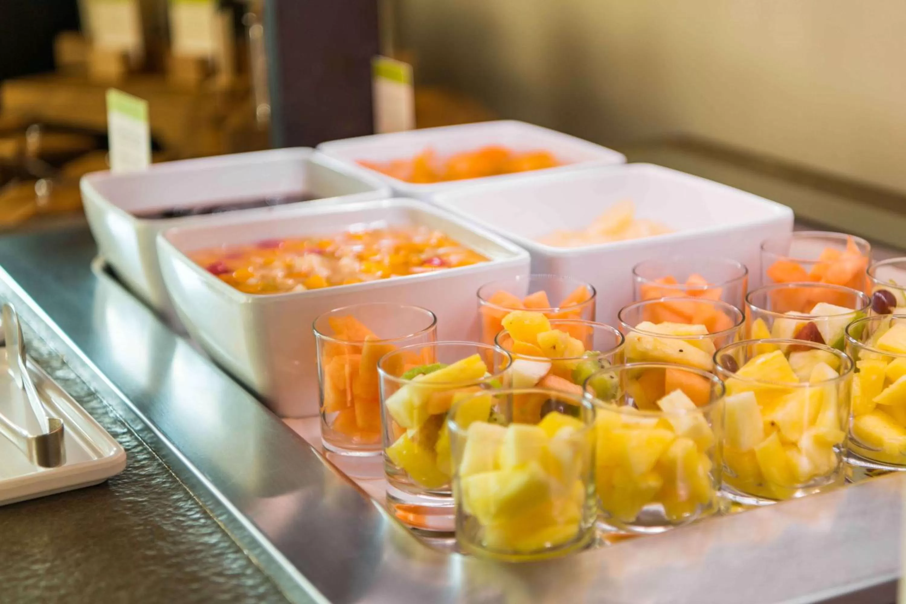 Dining area, Food in DoubleTree by Hilton Hotel Venice - North