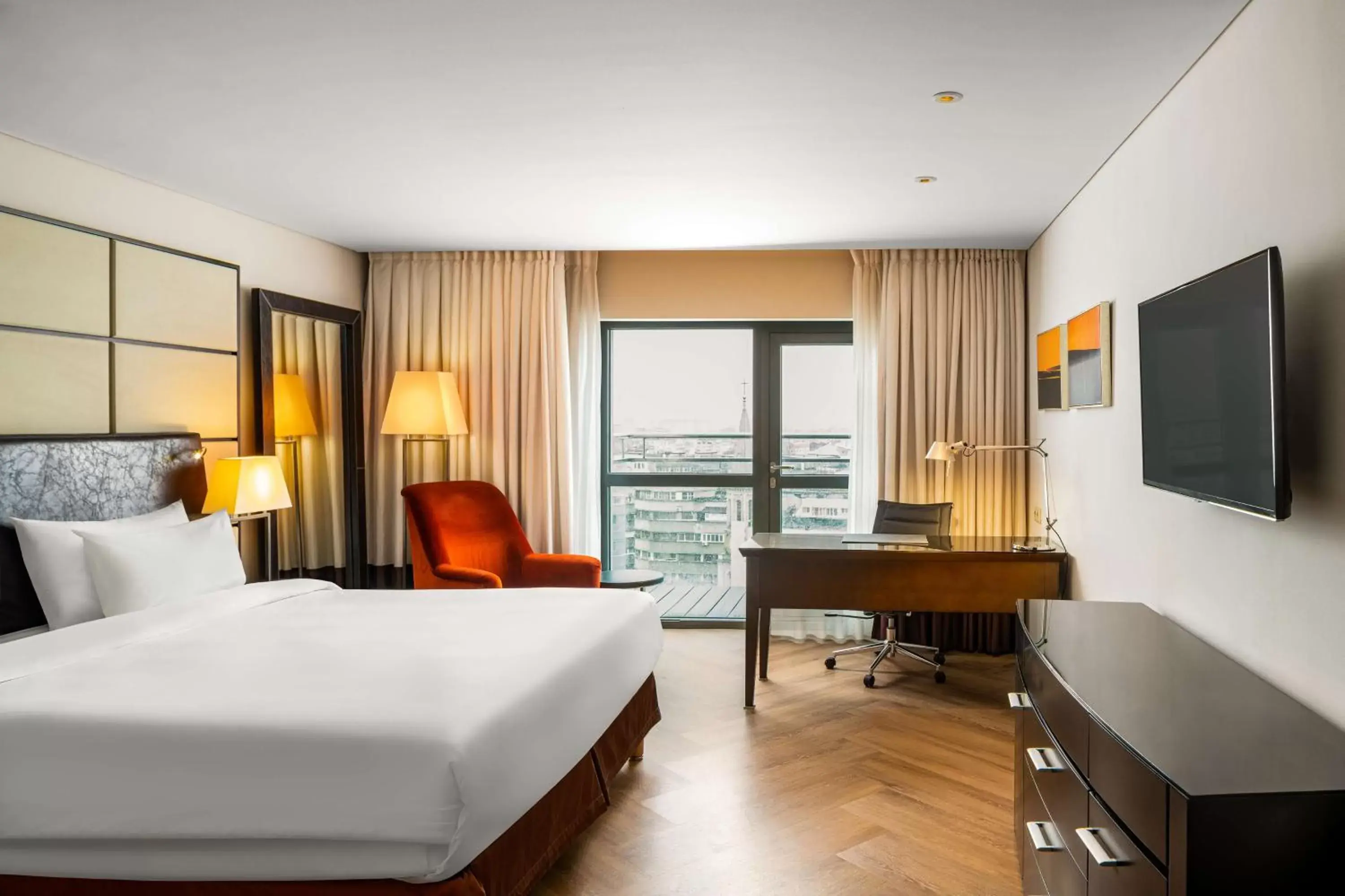 Junior Suite with Lounge Access in Radisson Blu Hotel Bucharest Junior Suite with Lounge Access in Radisson Blu Hotel Bucharest