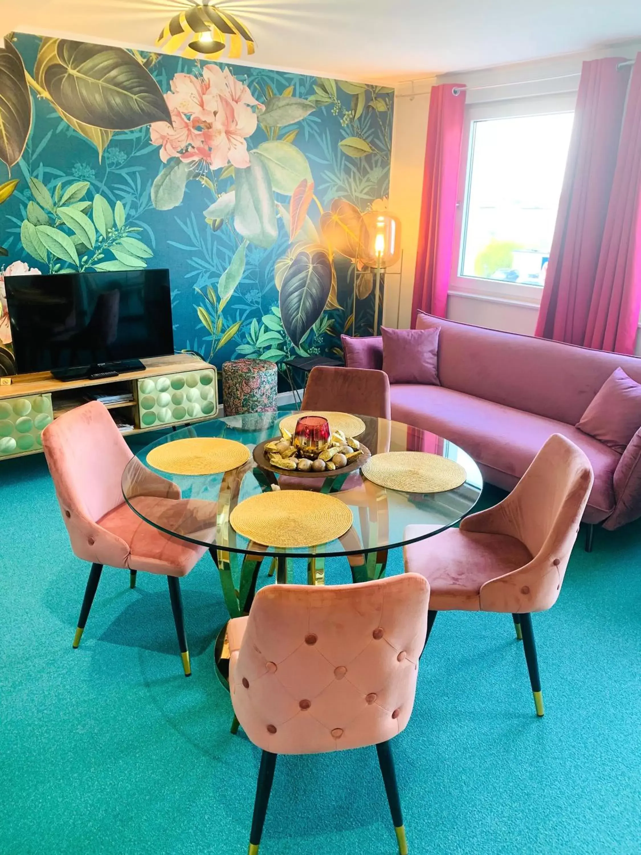 Two-Bedroom Apartment in BESOTEL Mettmann Two-Bedroom Apartment in BESOTEL Mettmann